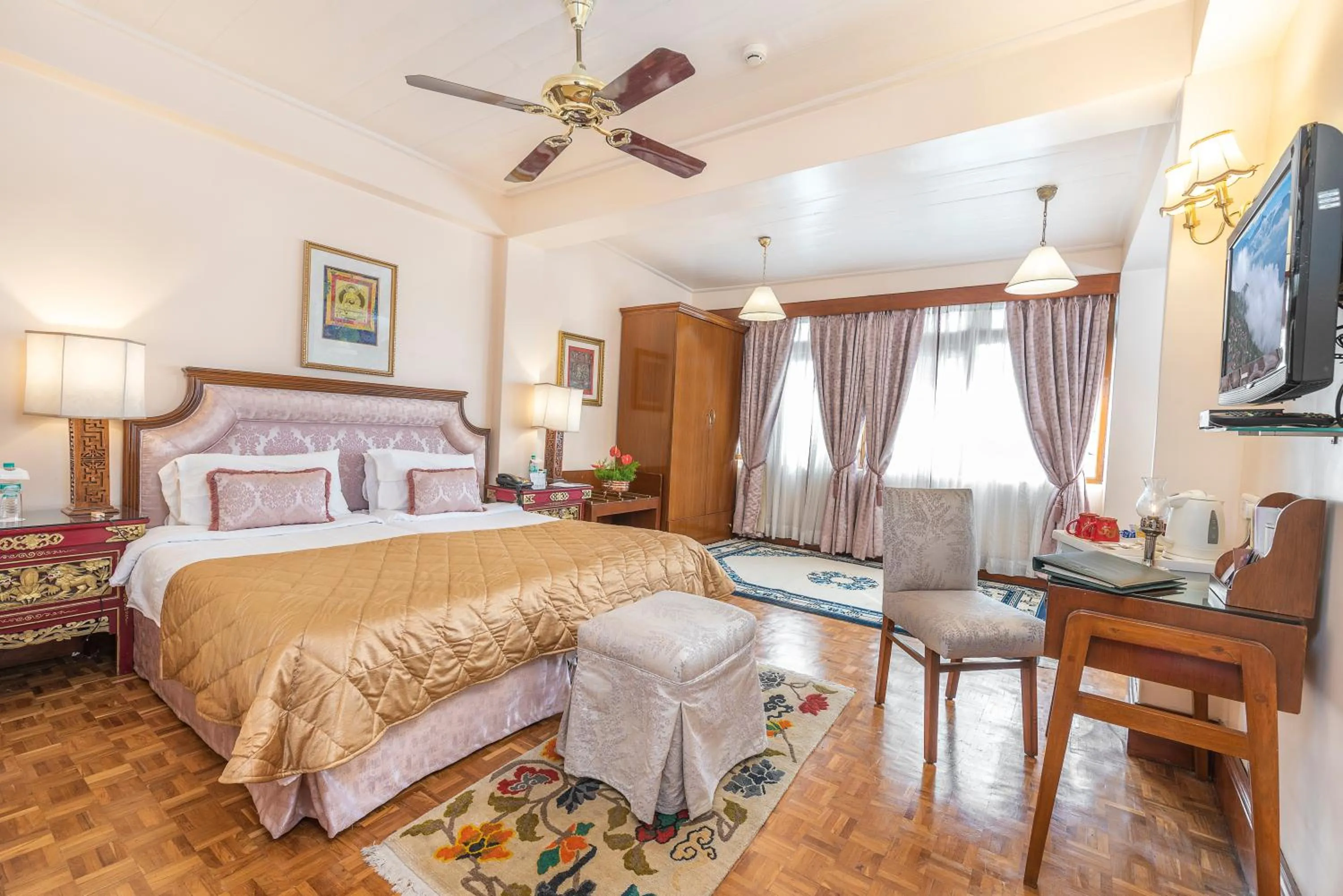 Photo of the whole room, Bed in The Elgin Norkhill - Heritage Resort and Spa