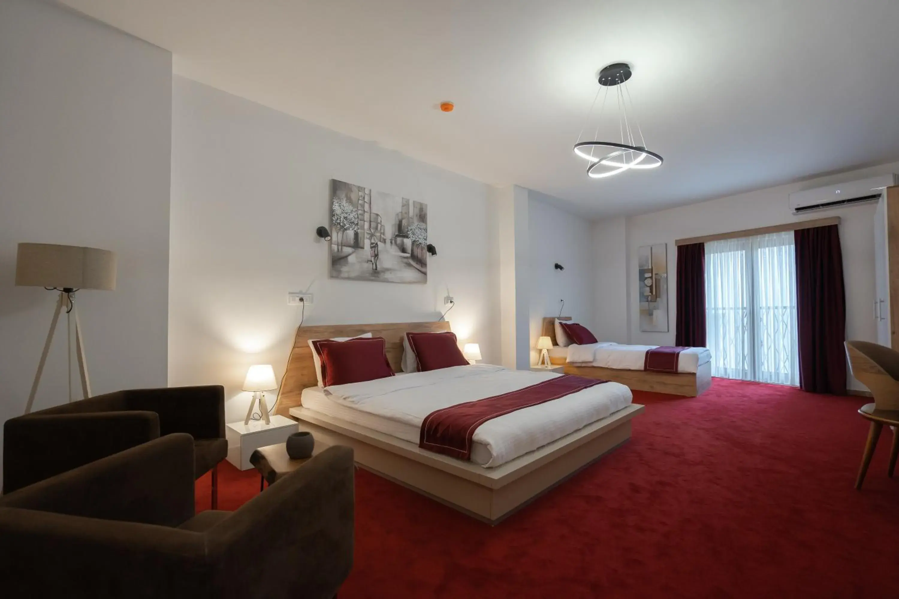 Superior Triple Room in Austrian Palace Hotel Superior Triple Room in Austrian Palace Hotel