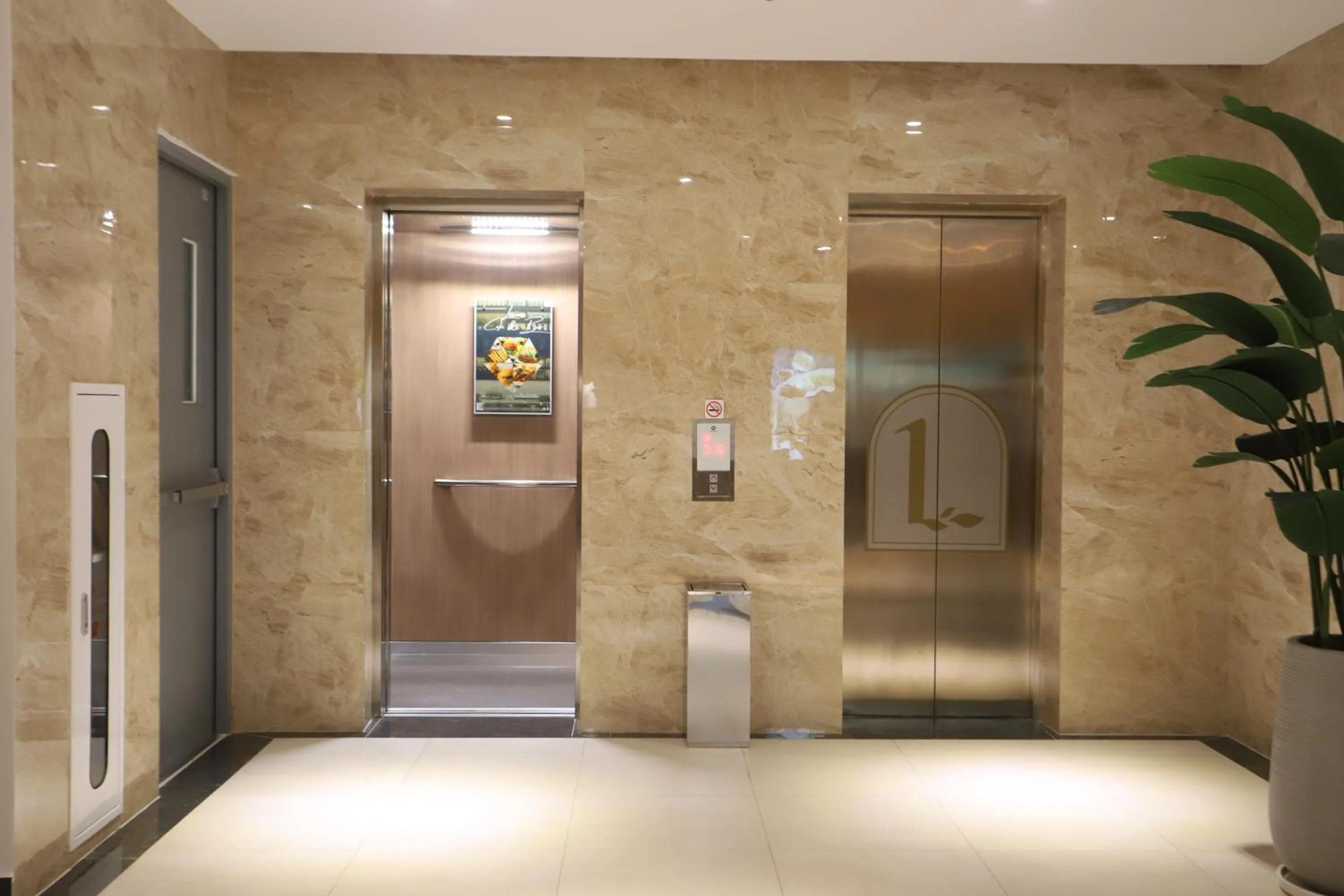 Area and facilities in Lanura Apartments and Hotel