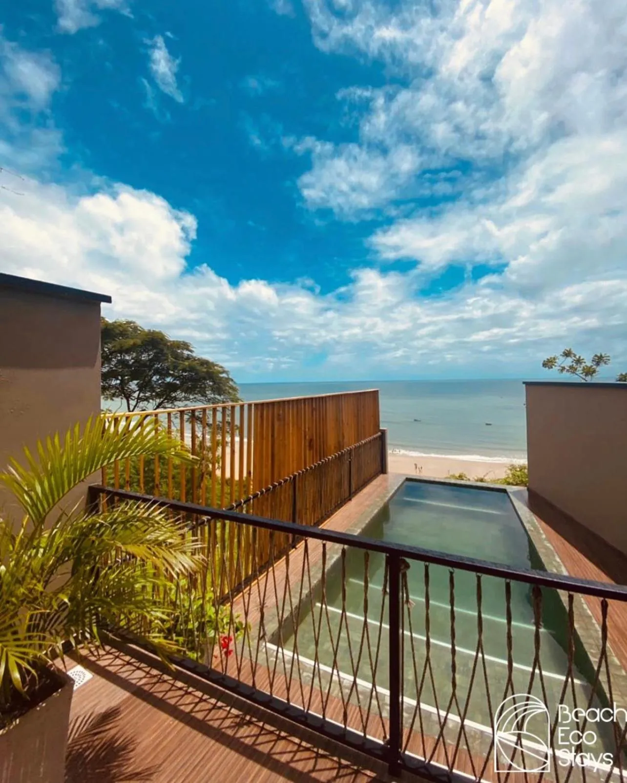 Swimming pool in Beach Eco Stays Hotel Boutique Lagoinha