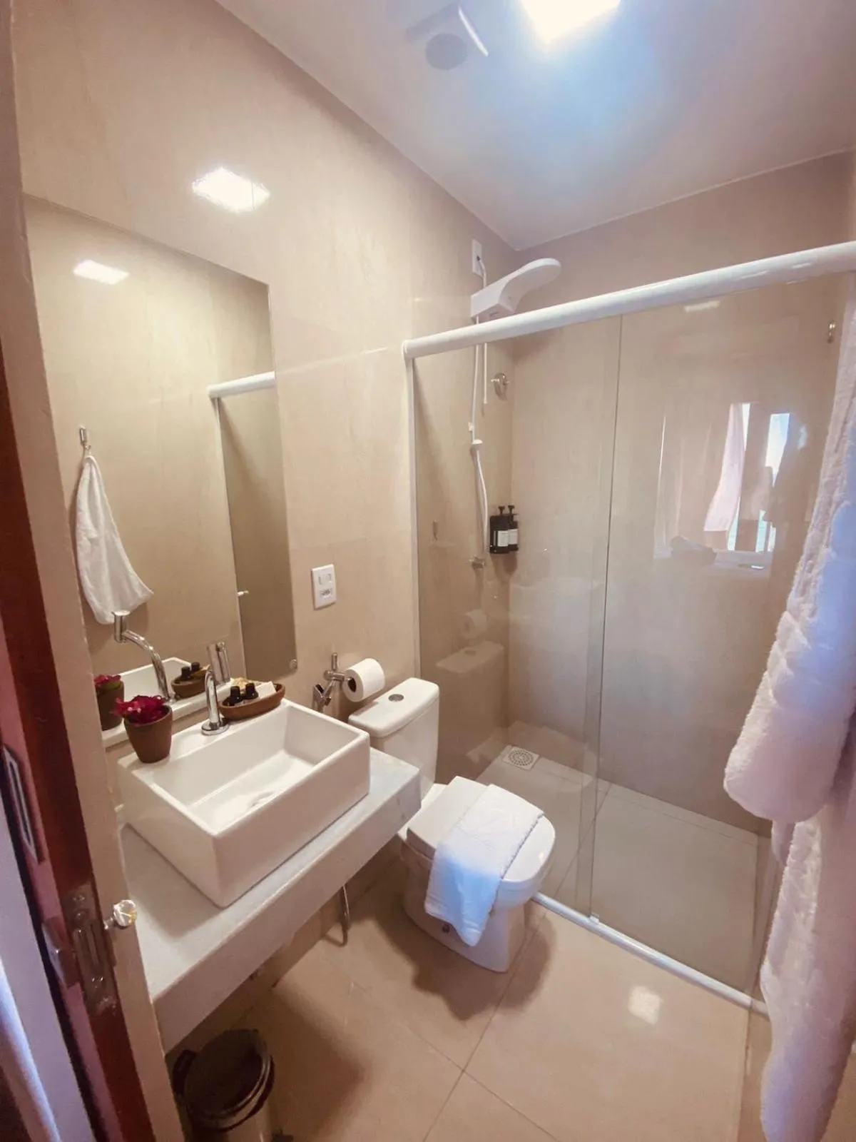 Shower in Beach Eco Stays Hotel Boutique Lagoinha