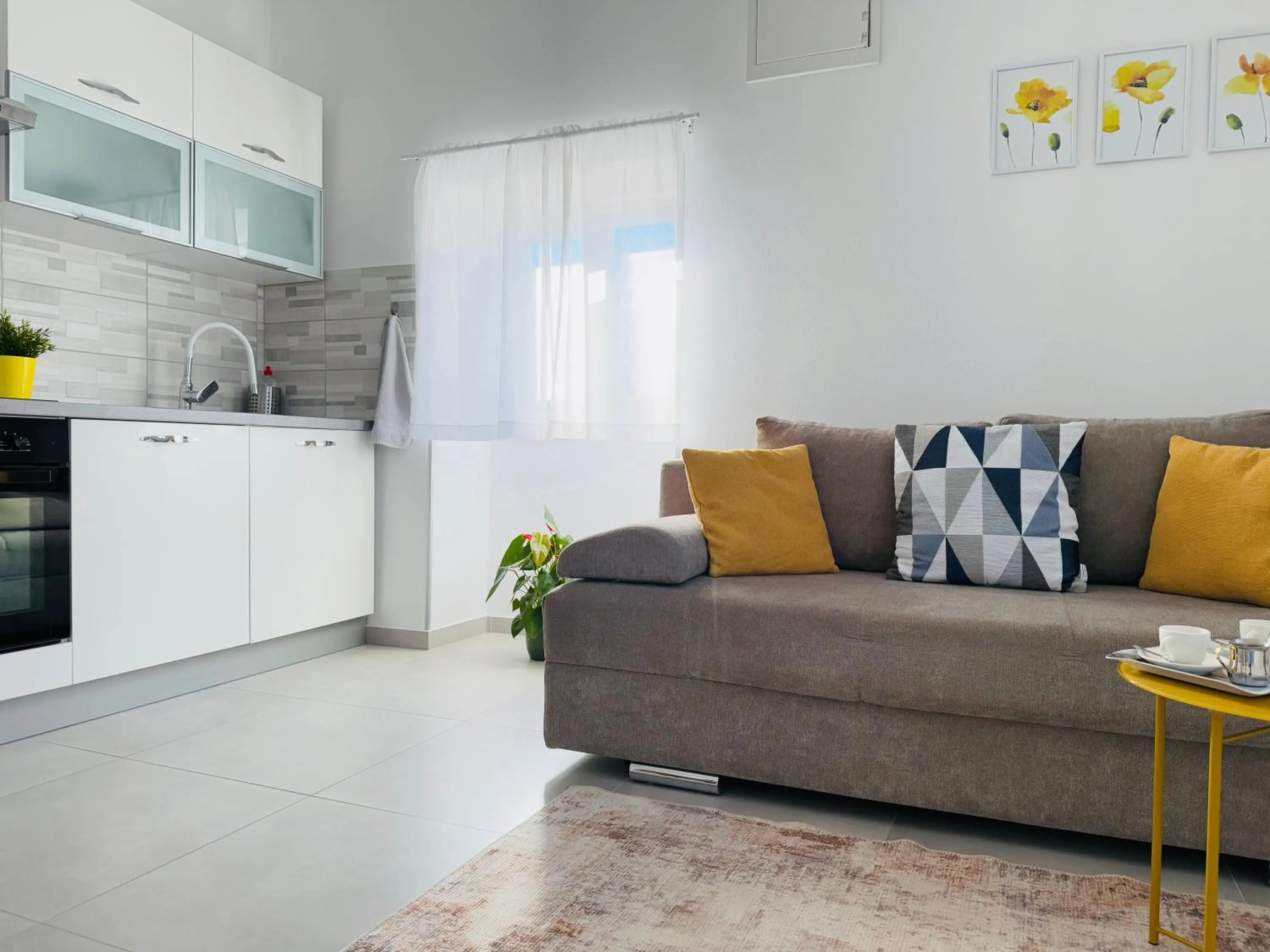 Apartment Erika - for 2 near the beach