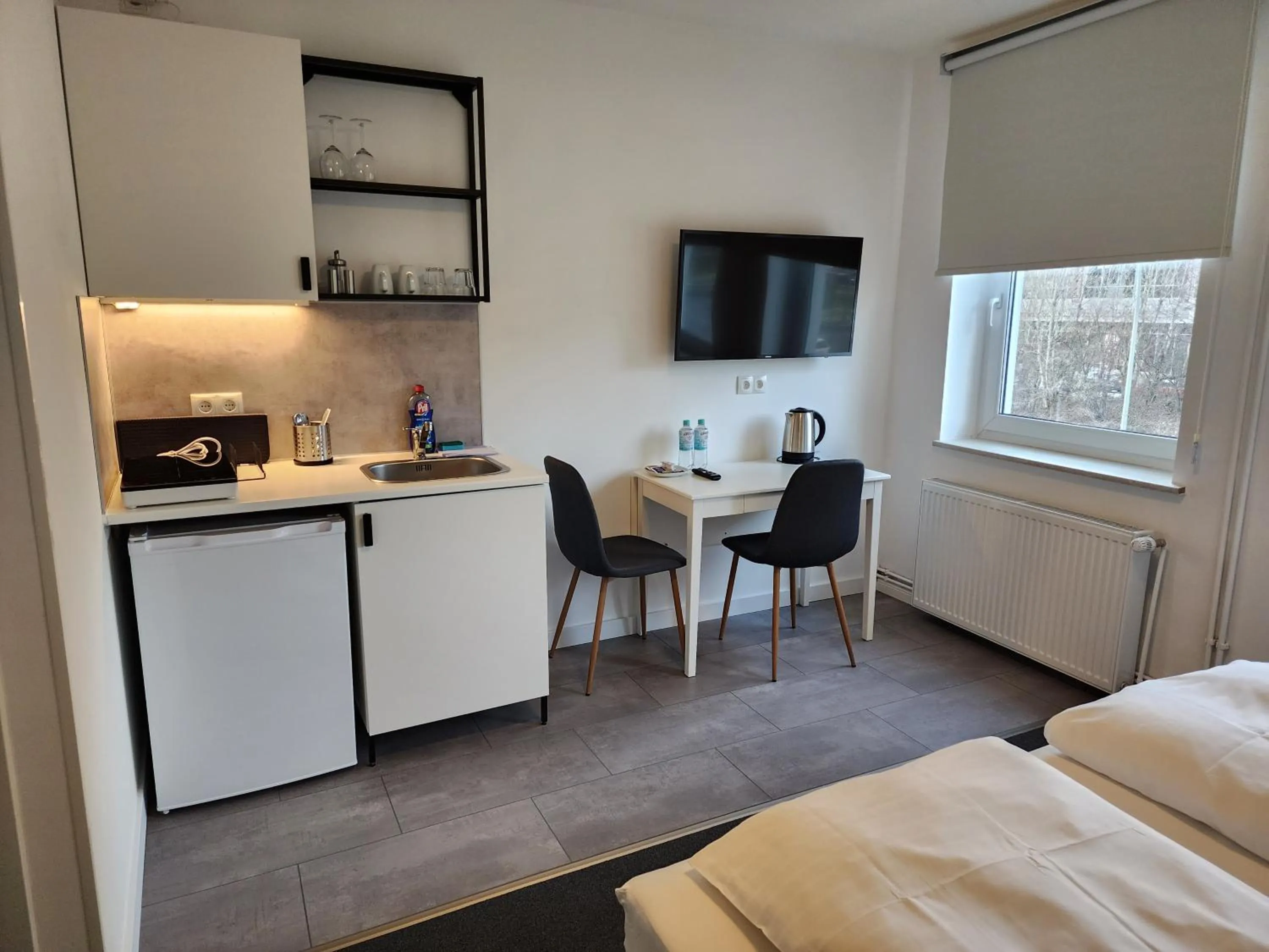 Kitchen or kitchenette, Bed in Davin City Aparments - Self-Check-In