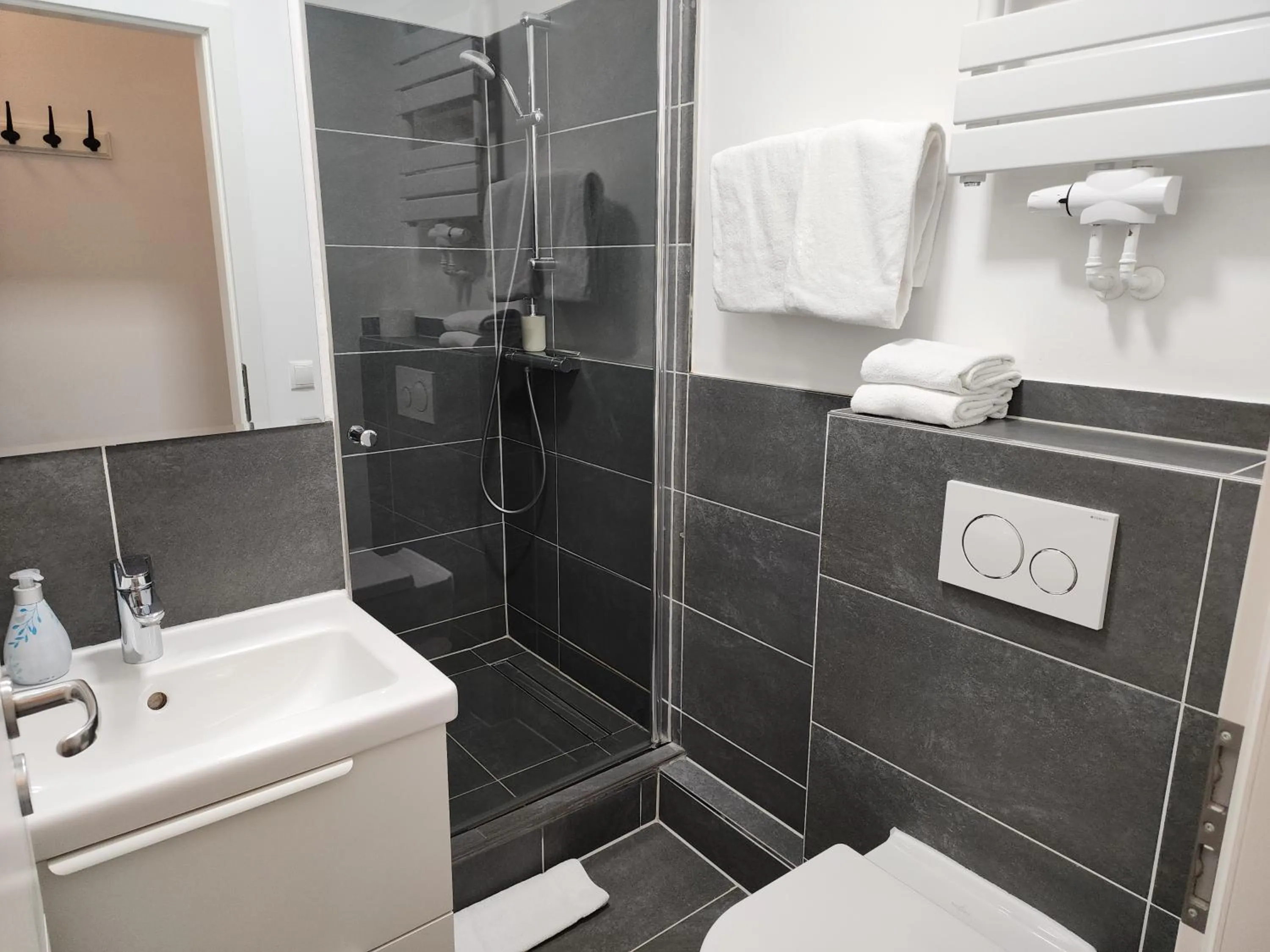 Bathroom in Davin City Aparments - Self-Check-In