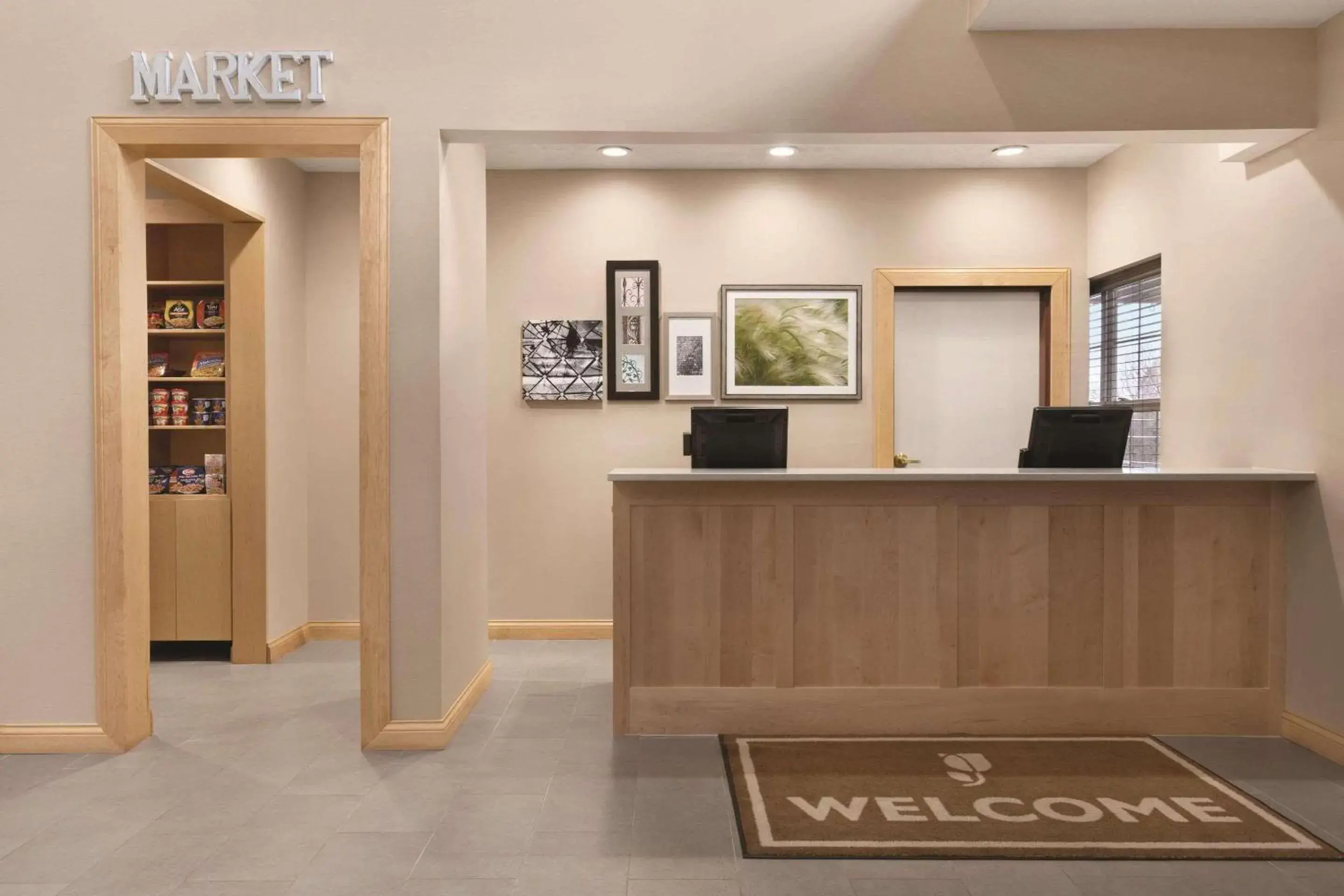 Country Inn & Suites by Radisson, Fairborn South, OH Country Inn & Suites by Radisson, Fairborn South, OH