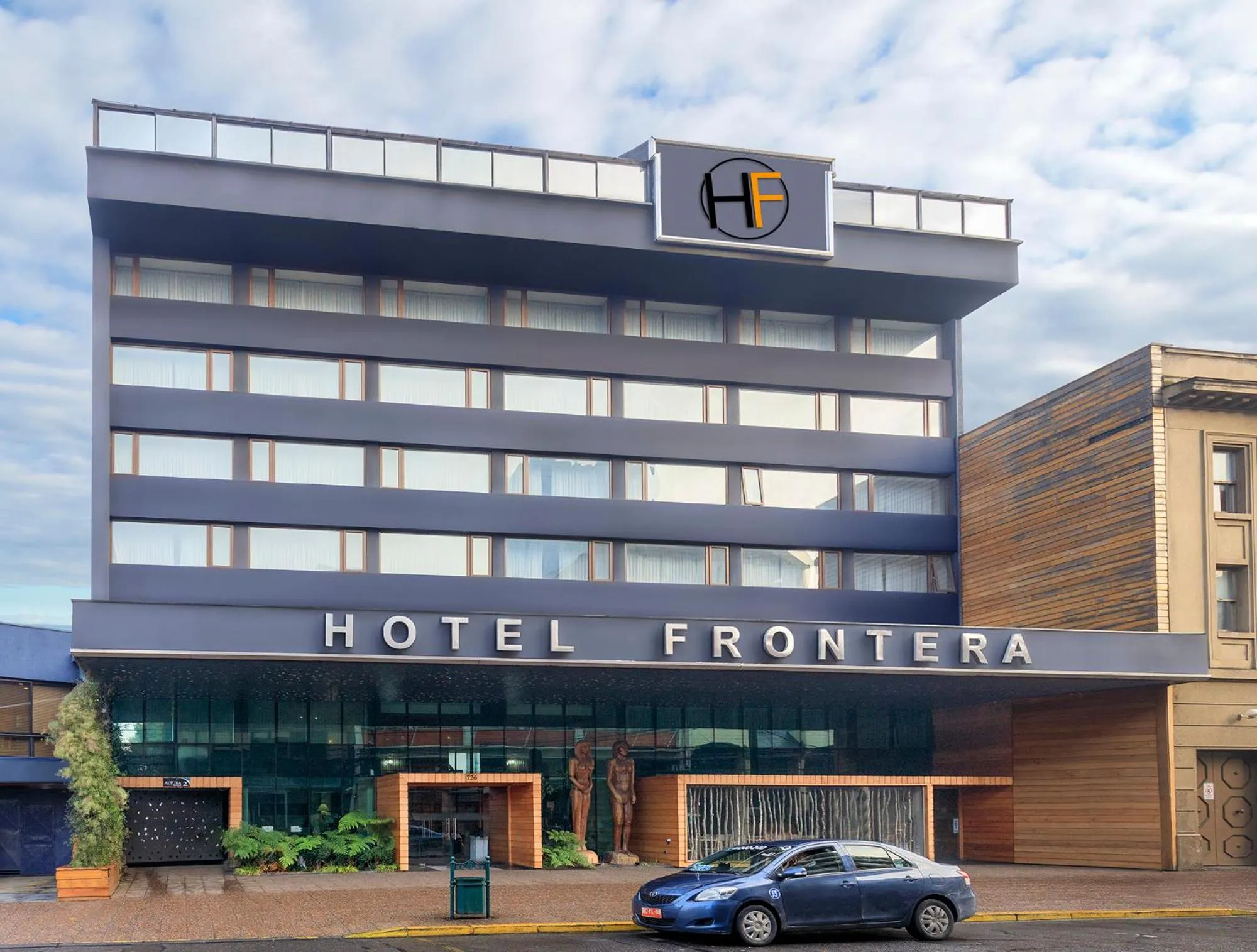 Facade/entrance in Hotel Frontera Plaza