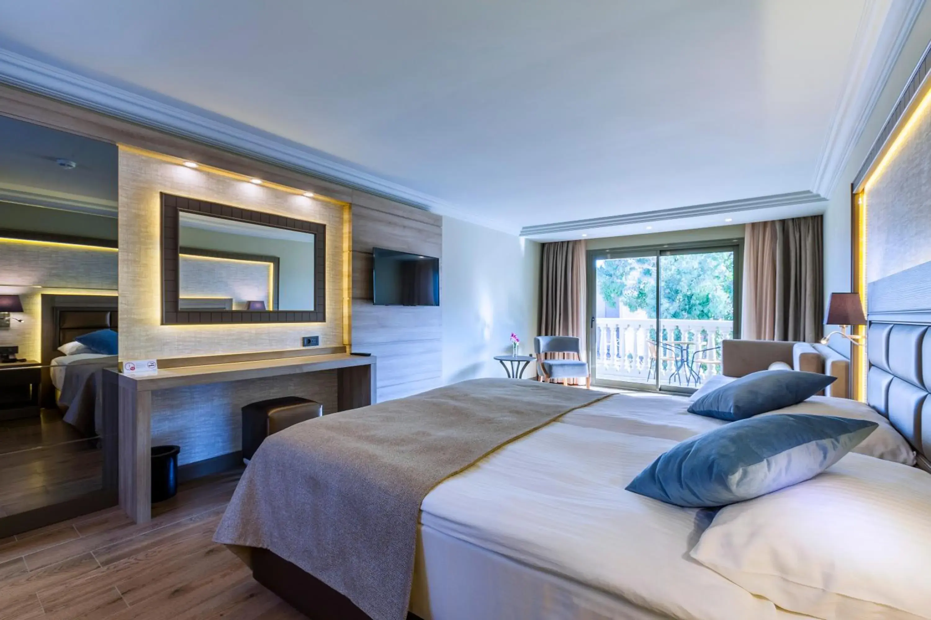 Double or Twin Room with Land View in Samara Hotel Bodrum Ultra All Inclusive Double or Twin Room with Land View in Samara Hotel Bodrum Ultra All Inclusive
