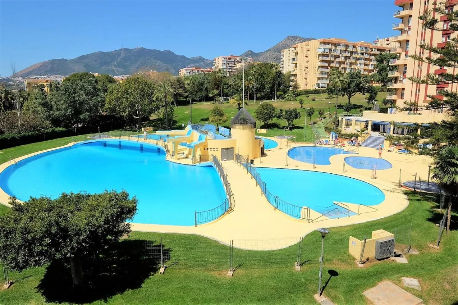 Júpiter Apartment Sea,Pools View