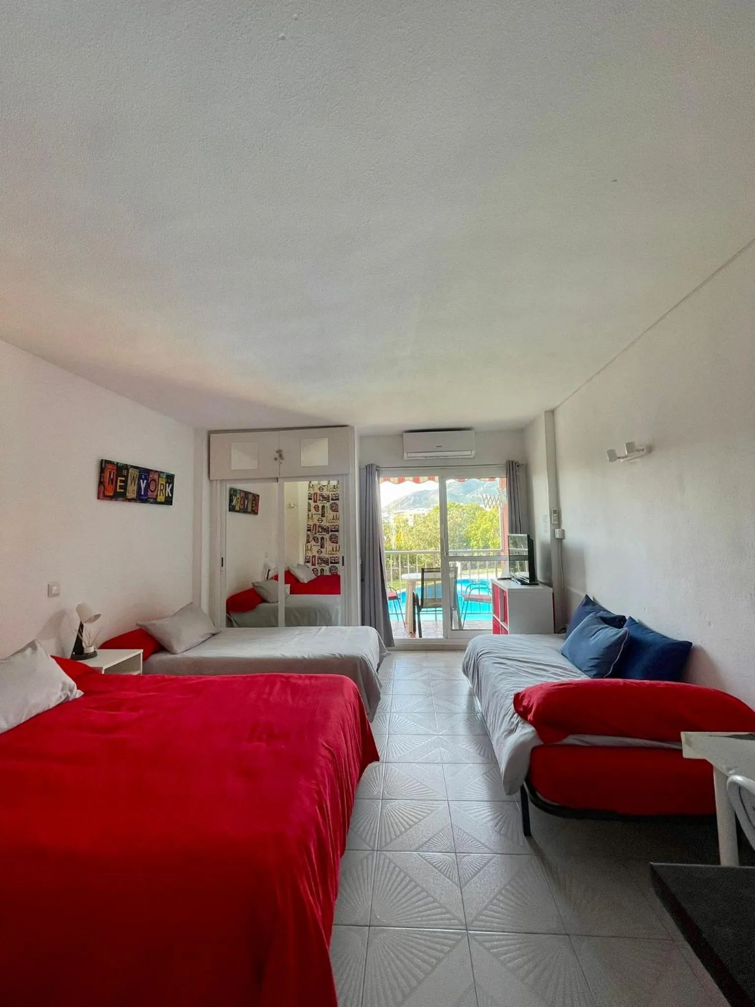 Júpiter Apartment Sea,Pools View