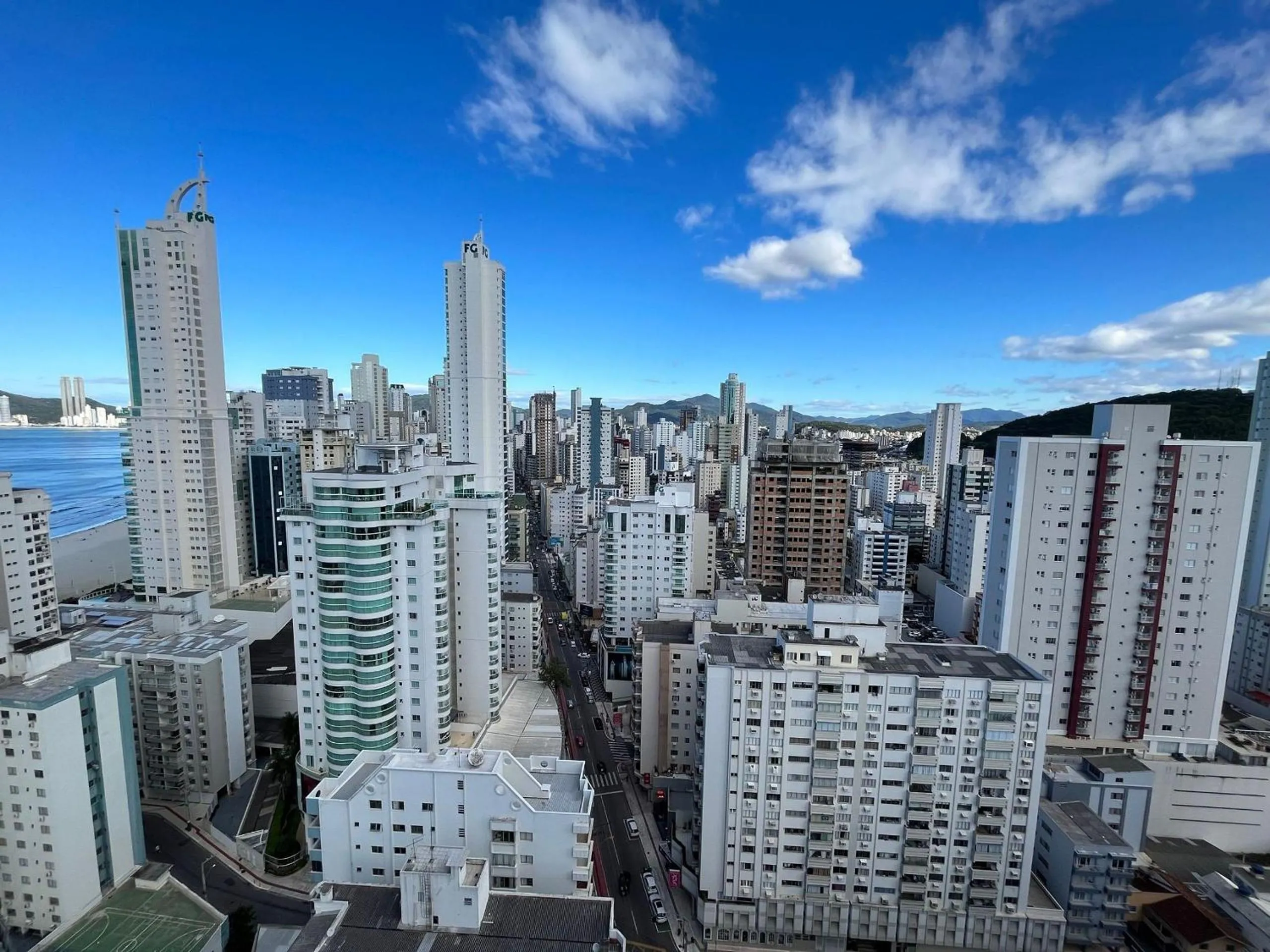 City view in CT01- Vista mar| Telas Proteção| Churrasq, Garagem