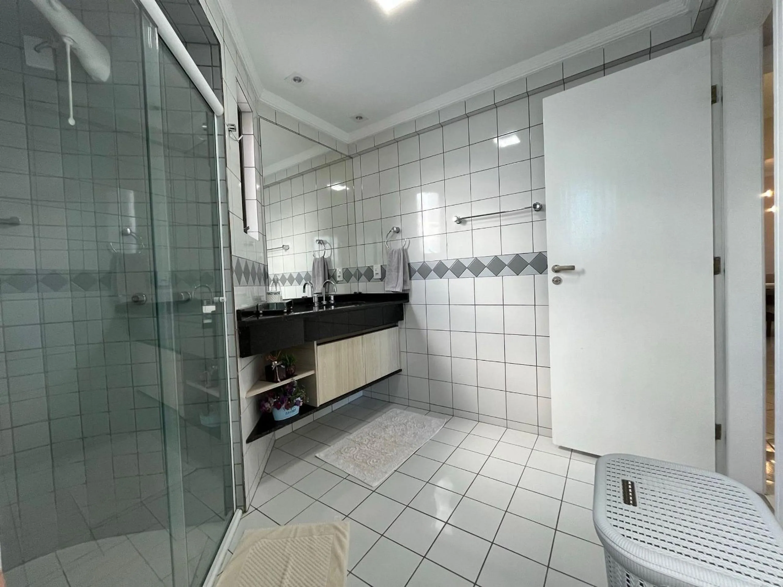 Shower in CT01- Vista mar| Telas Proteção| Churrasq, Garagem