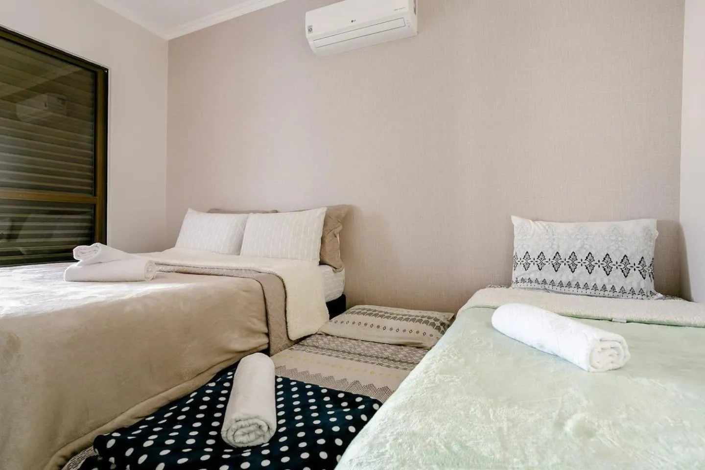 Bed in CT01- Vista mar| Telas Proteção| Churrasq, Garagem