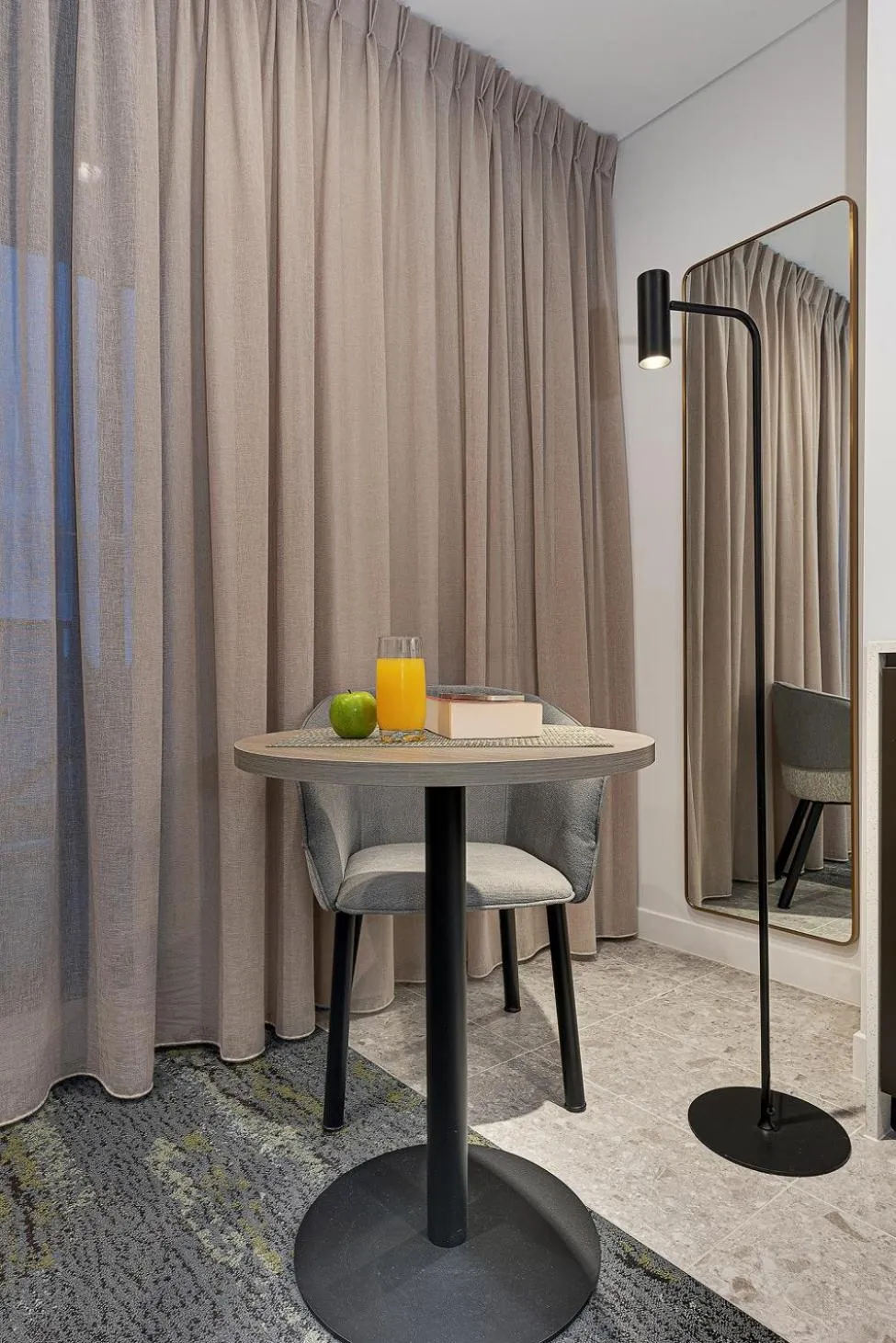 Dining area in Littomore Suites Kingswood