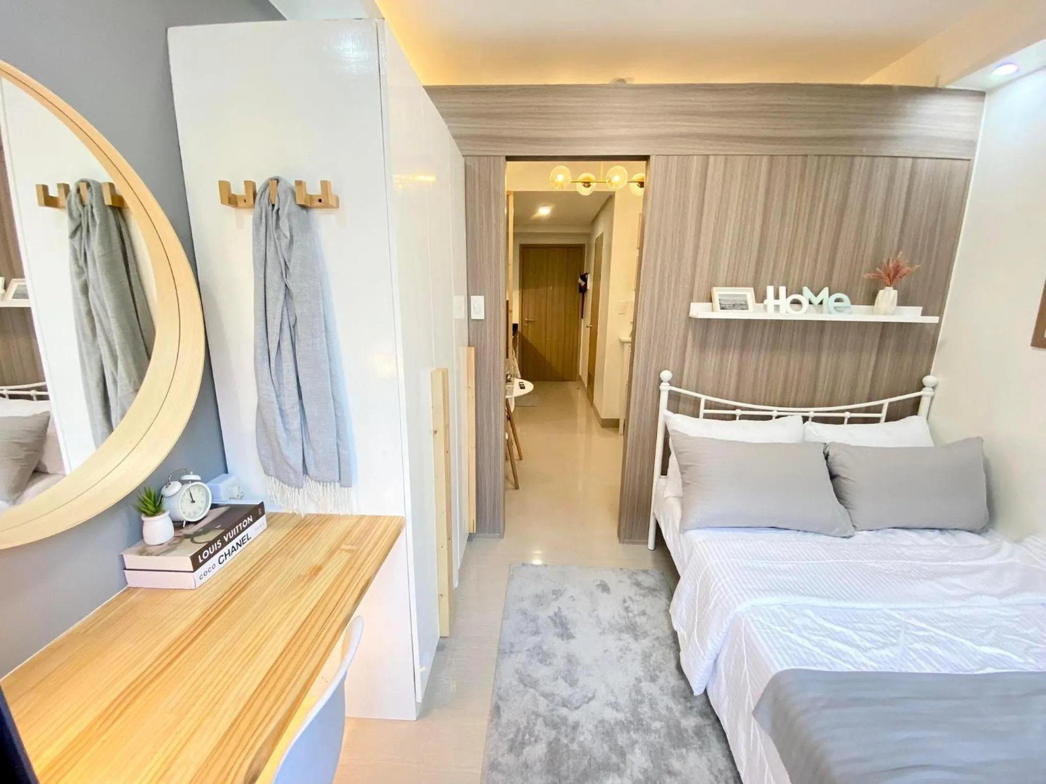Photo of the whole room, Bed in Will’s Place @ Shore2 Residences Mall of Asia