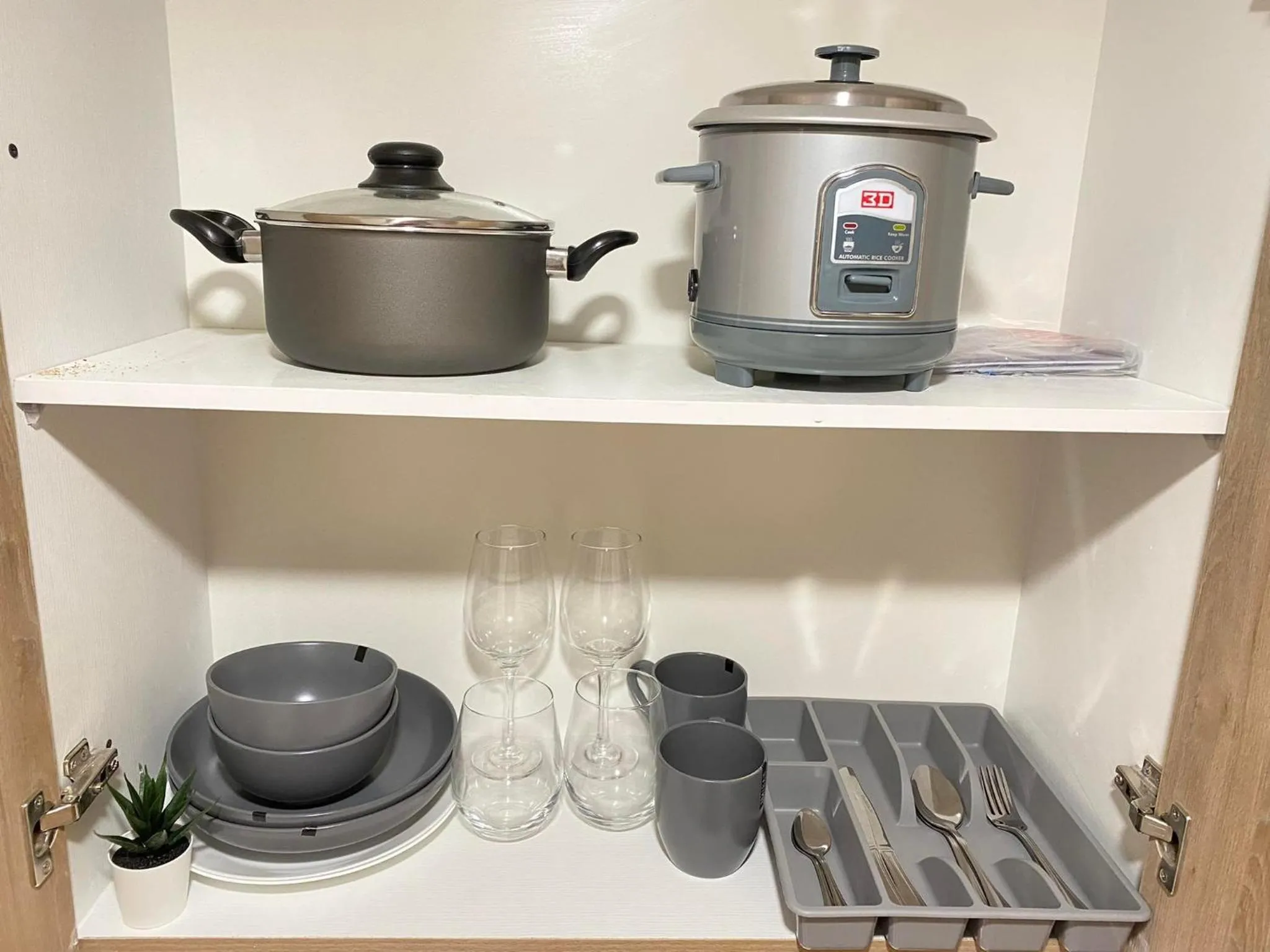 Kitchen or kitchenette in Will’s Place @ Shore2 Residences Mall of Asia