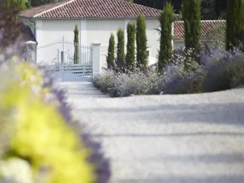 Property building in Château la Rose Perriere