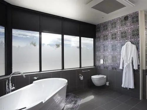 Bathroom in Château la Rose Perriere