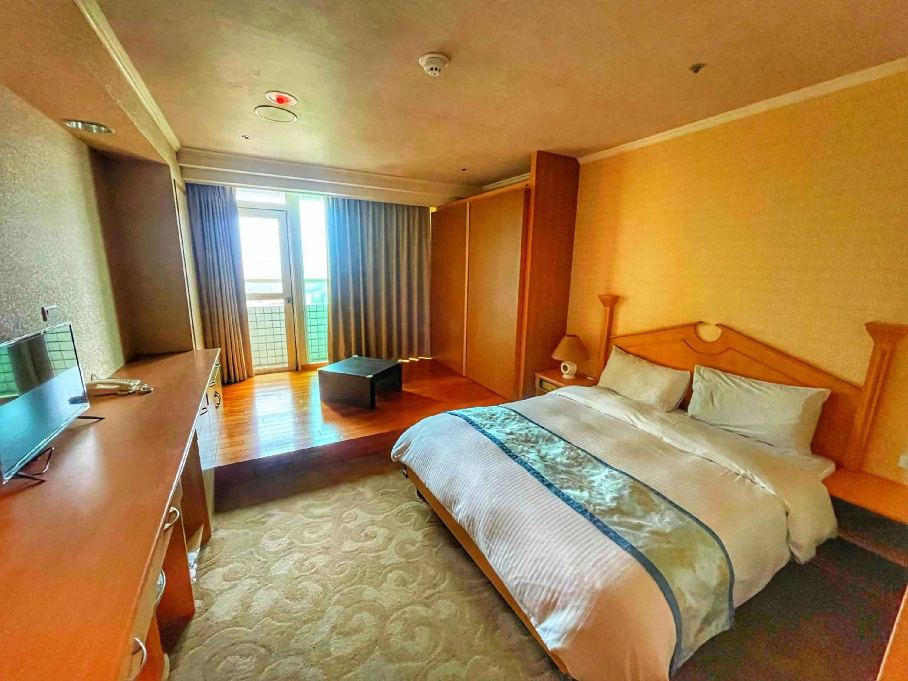 Photo of the whole room, Bed in APVC Lukang Resort