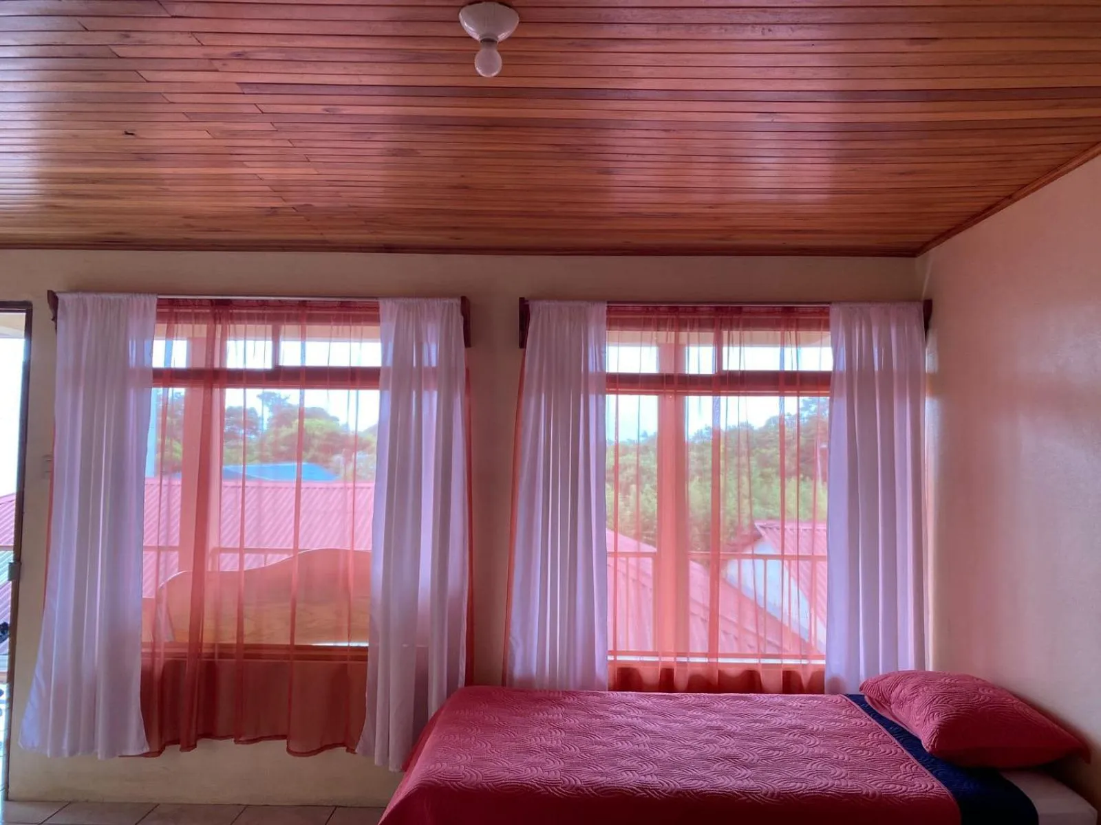 Garden view, Bed in Hotel La Puesta Del Sol B&B