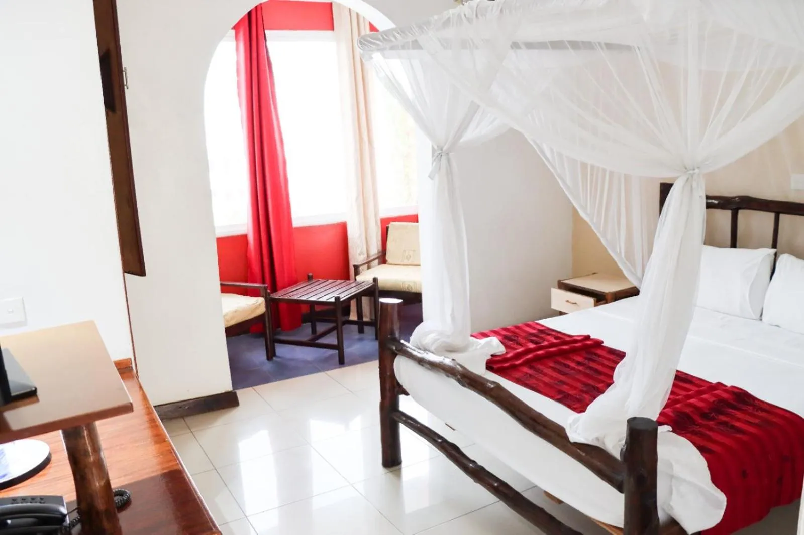 Photo of the whole room, Bed in Bridge Hotel Mombasa