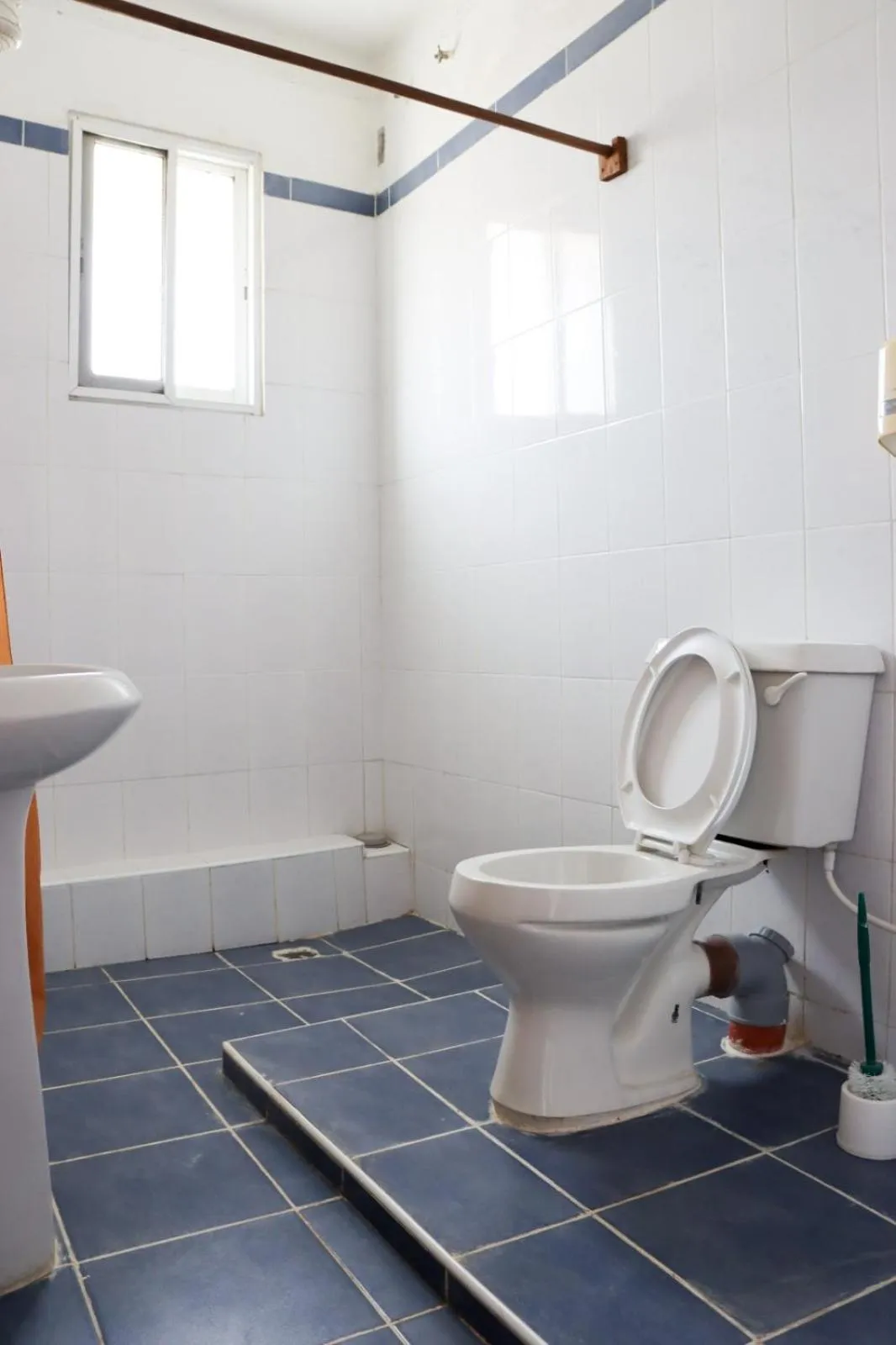 Bathroom in Bridge Hotel Mombasa