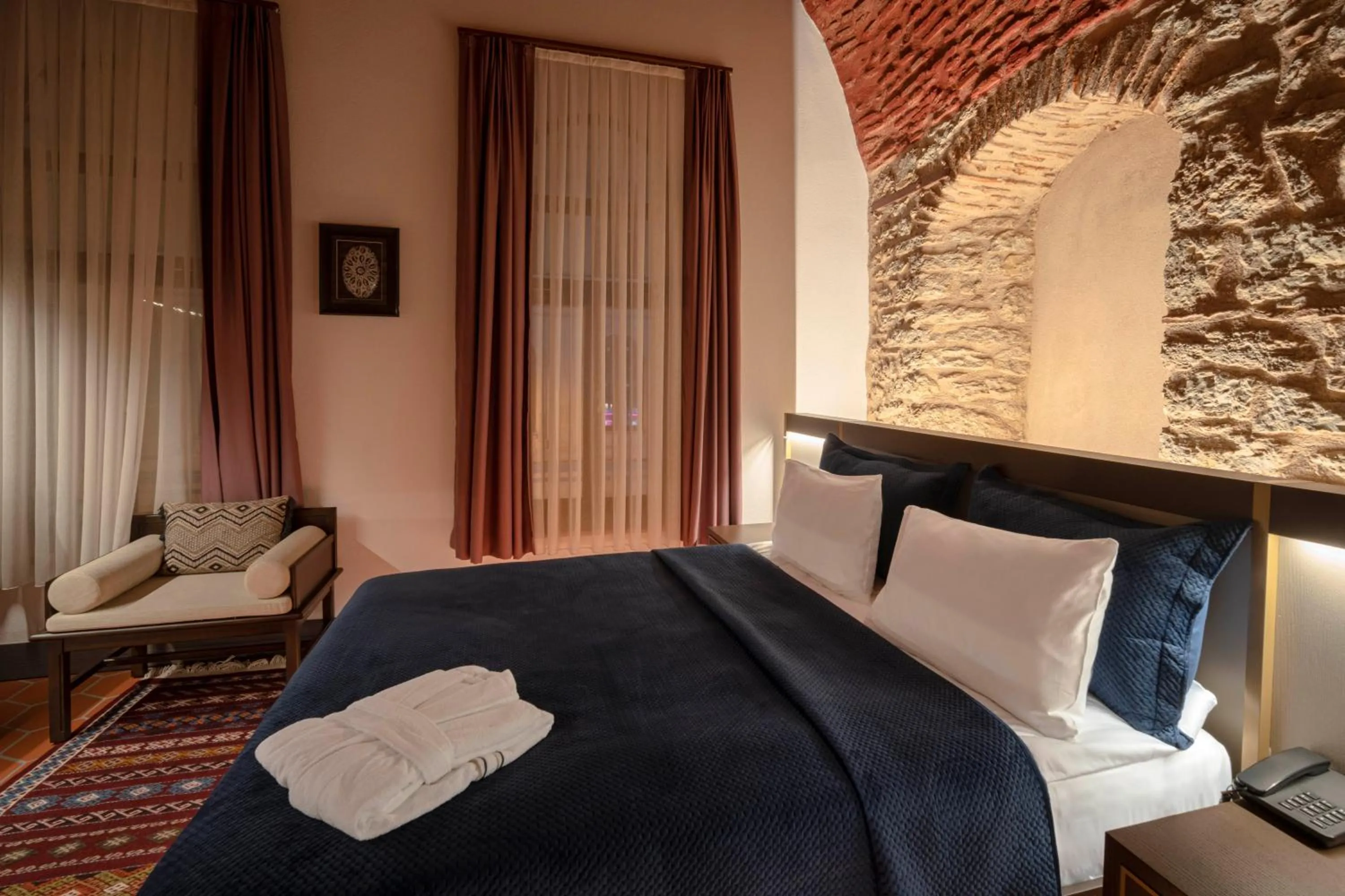 Bed in Han 1772 Hotel