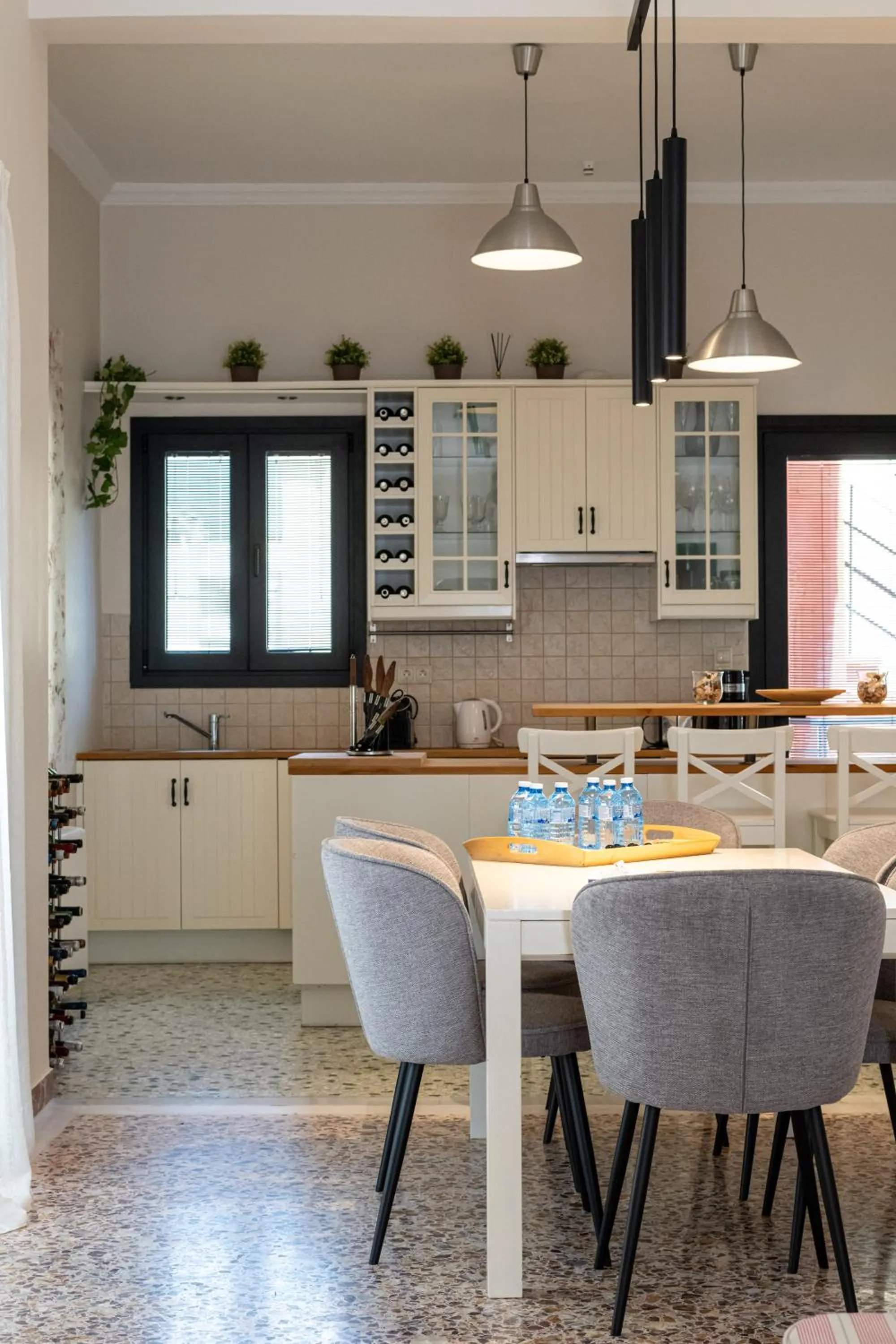 Angelinas Quarters - Kalamata Mediterranean Villas