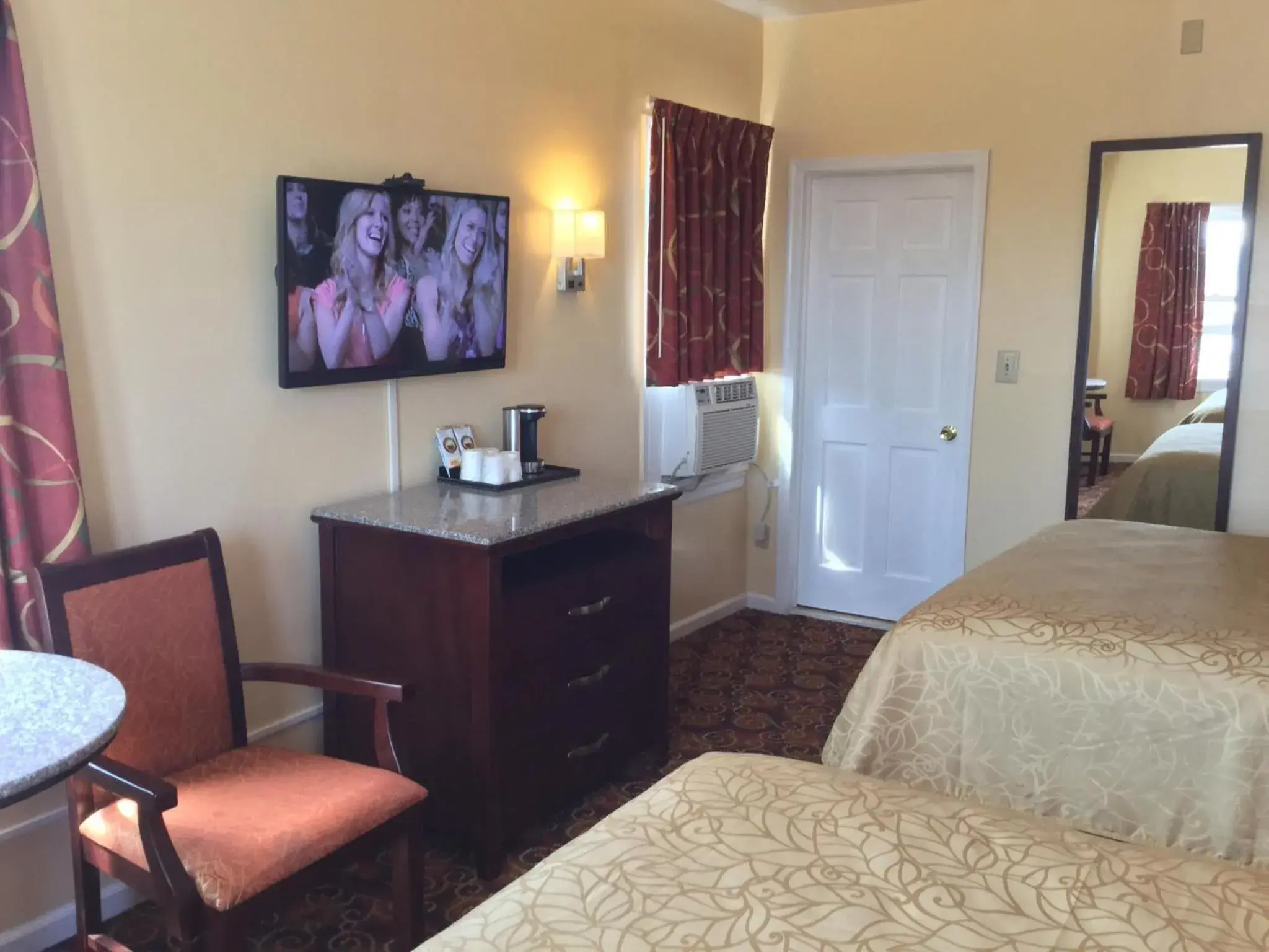 Bed in Red Carpet Inn-Bridgeton/Vineland Bed in Red Carpet Inn-Bridgeton/Vineland