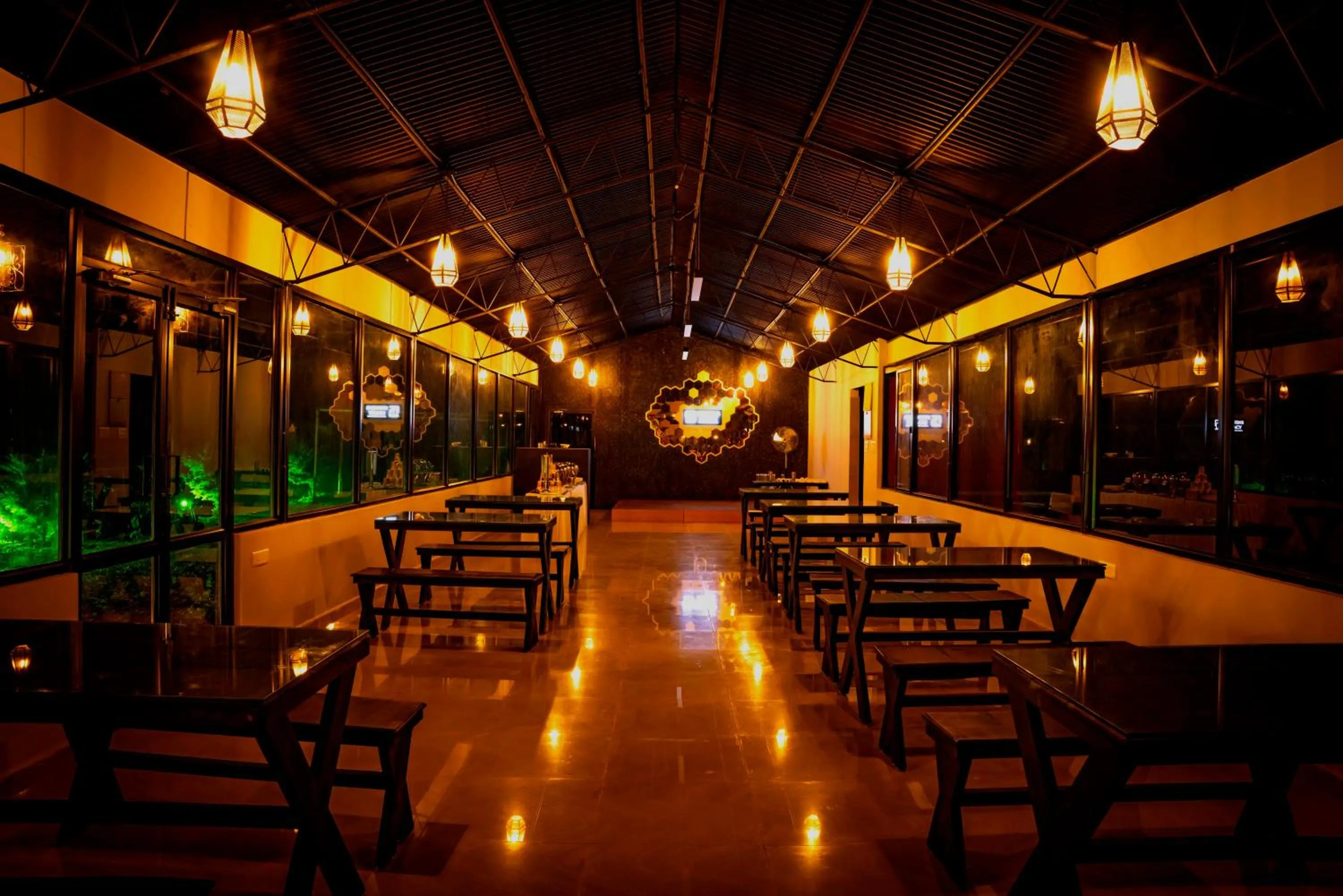 Restaurant/places to eat in Stephen's Legacy