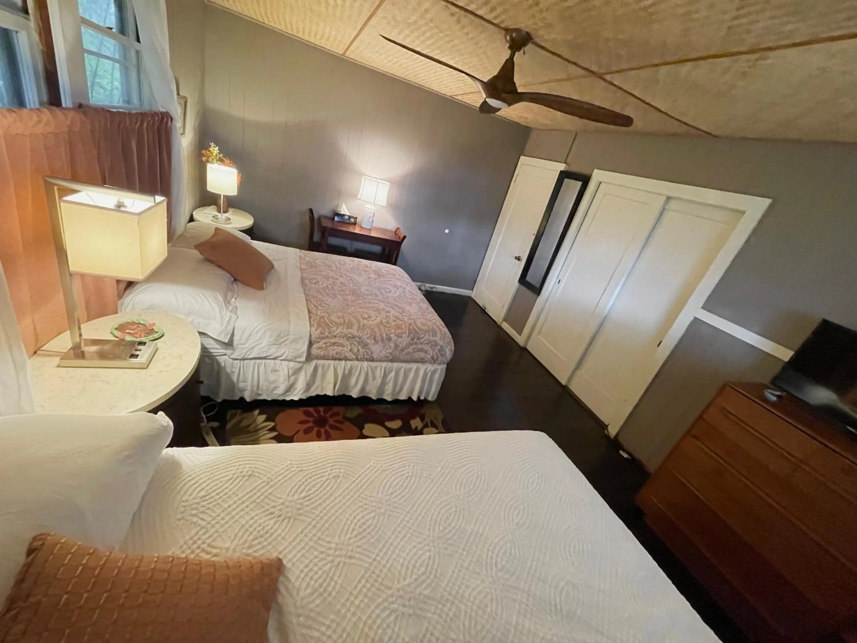 Bed in Shaka Shak Guest House