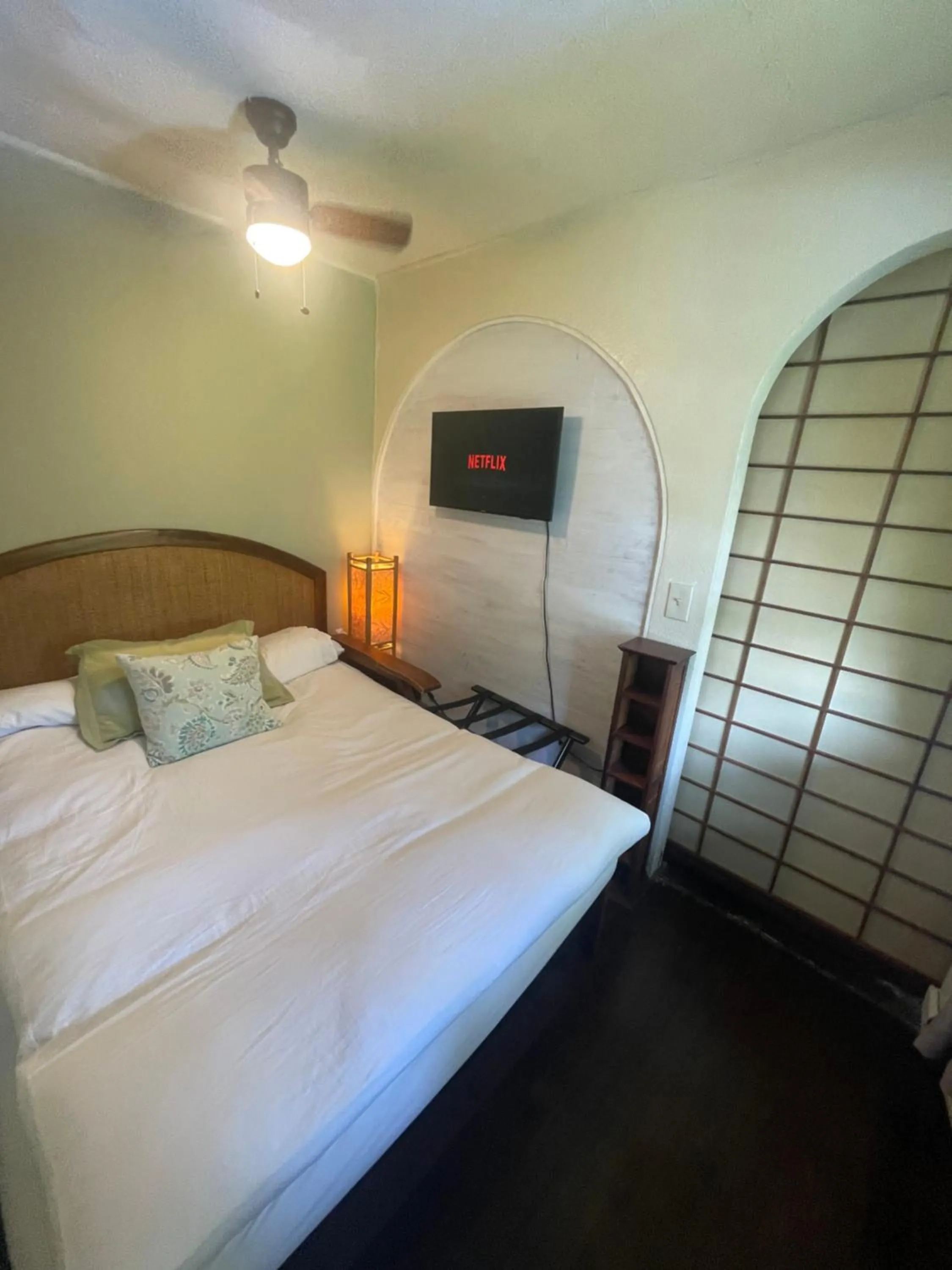Bed in Shaka Shak Guest House