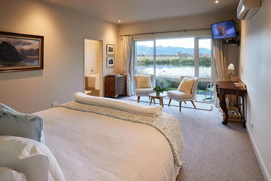 Photo of the whole room, Bed in Matuka Lodge Photo of the whole room, Bed in Matuka Lodge