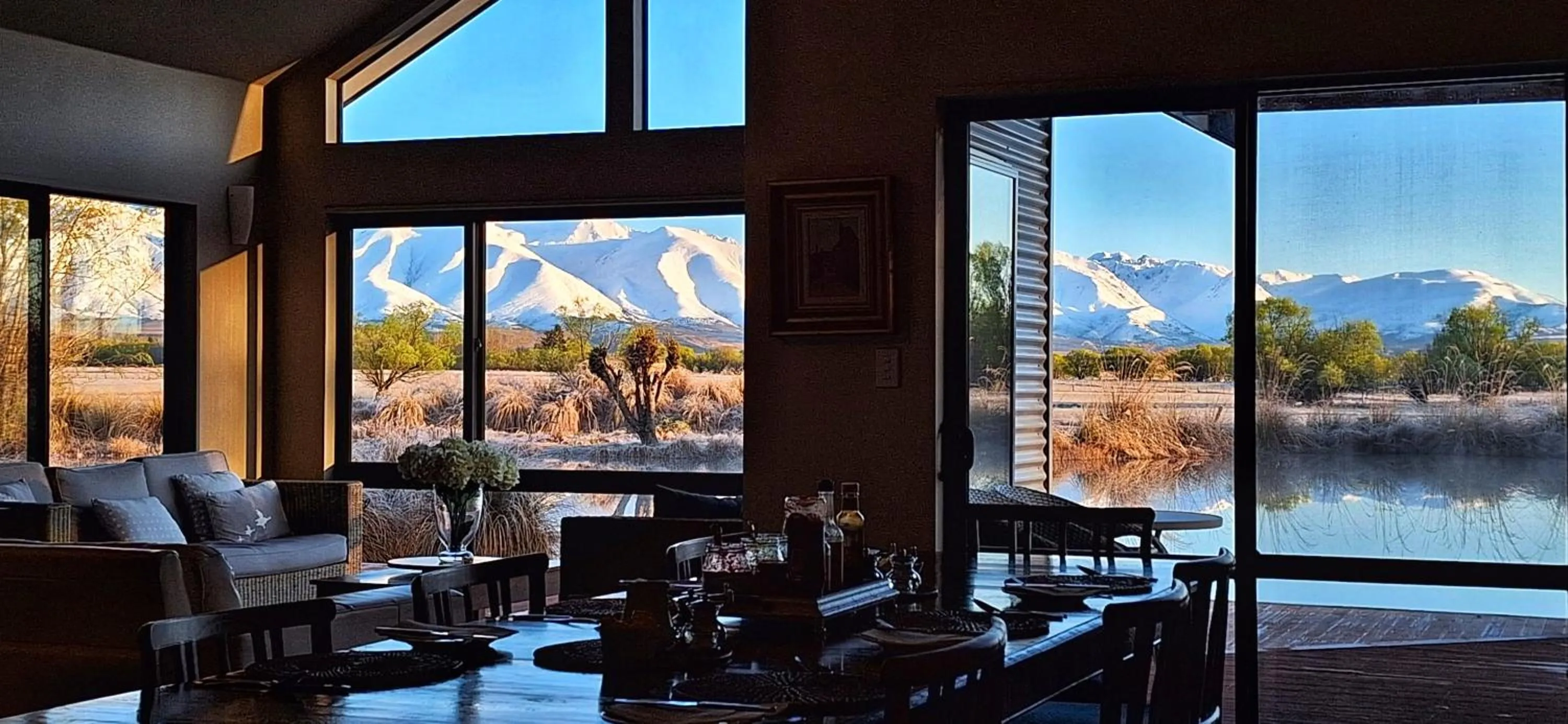 Living room in Matuka Lodge
