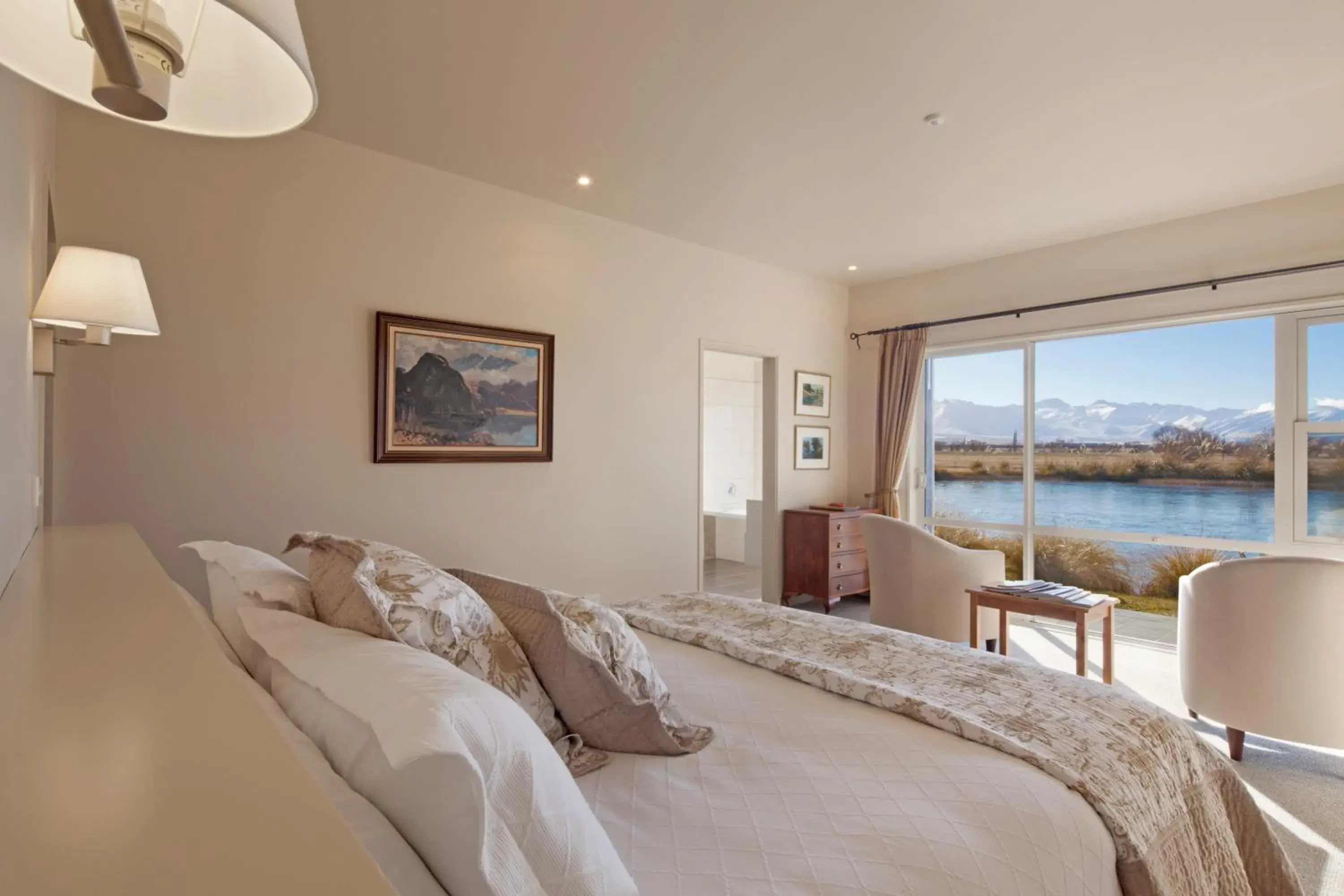 Photo of the whole room, Bed in Matuka Lodge Photo of the whole room, Bed in Matuka Lodge