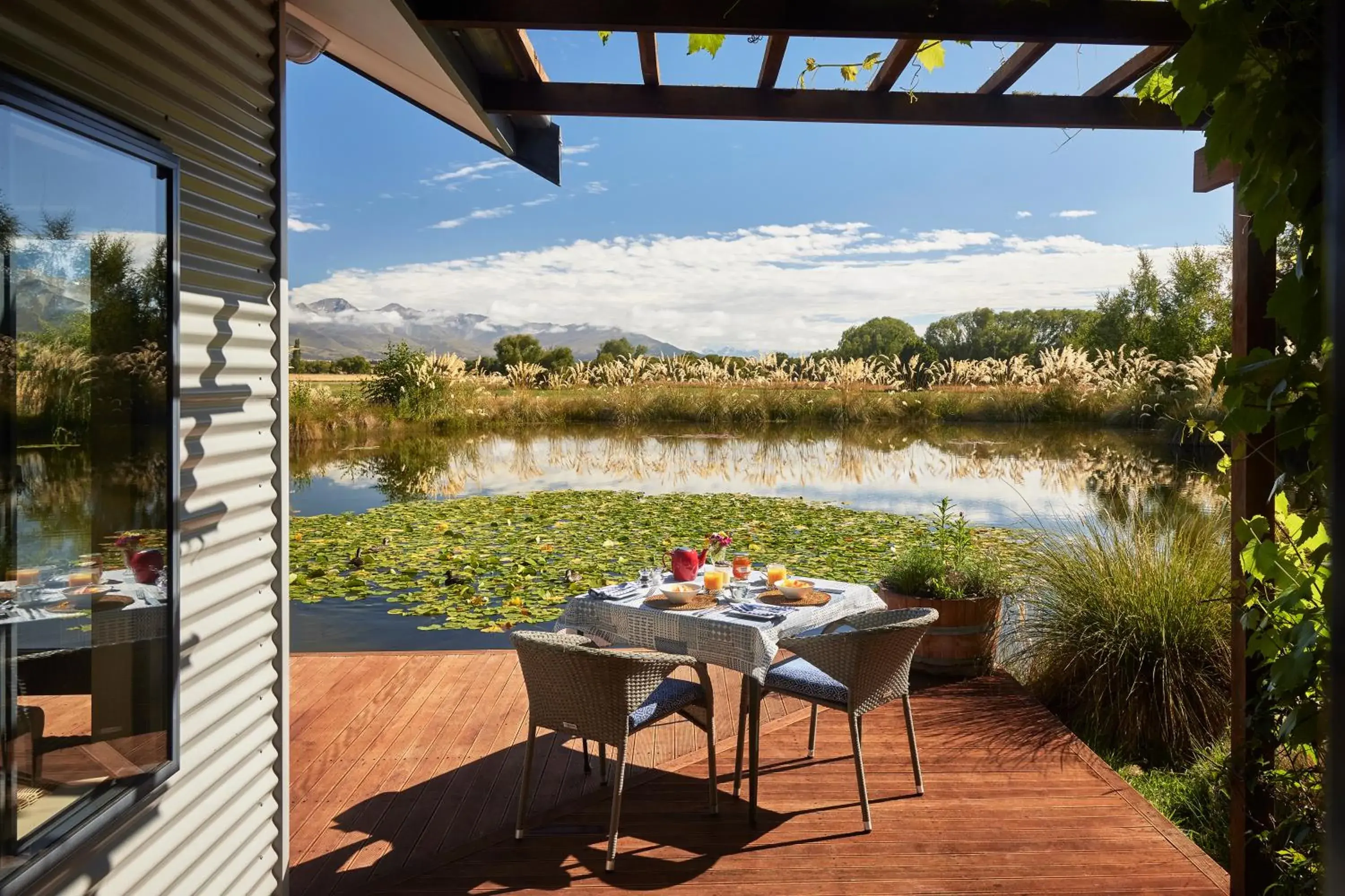 Breakfast in Matuka Lodge Breakfast in Matuka Lodge