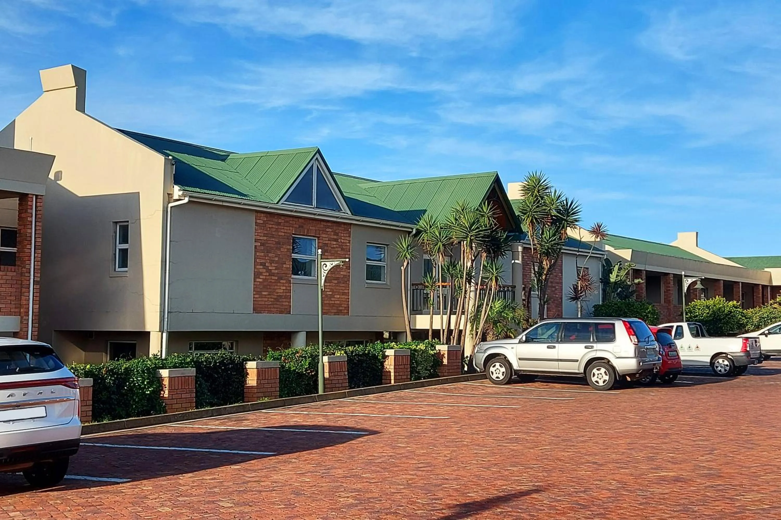 Property building in First Group Brookes Hill Suites