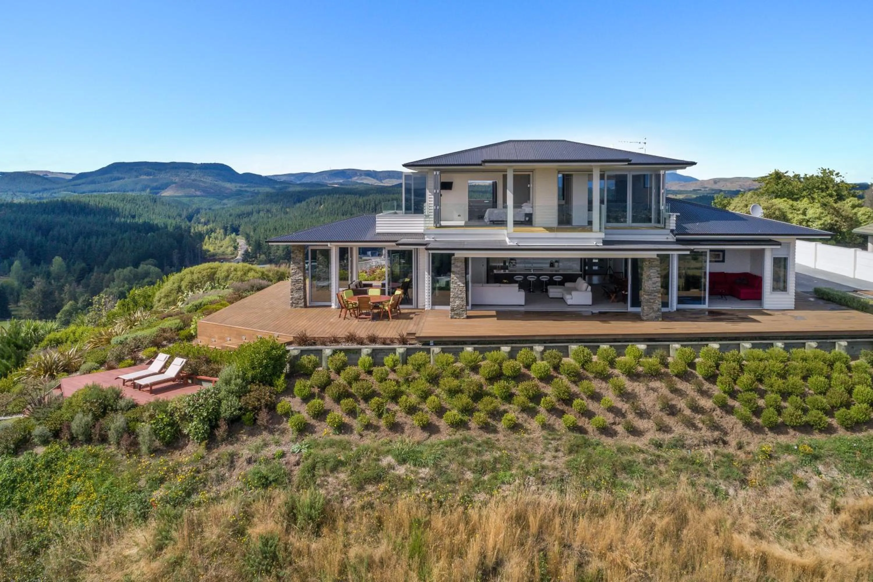 Bird's eye view in Tihi Retreat