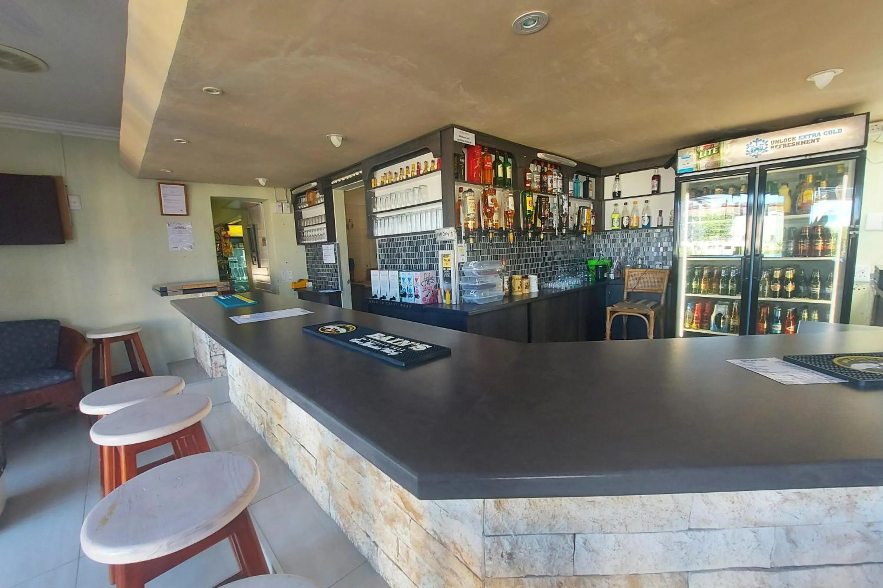 Lounge or bar in First Group Hermanus Beach Club