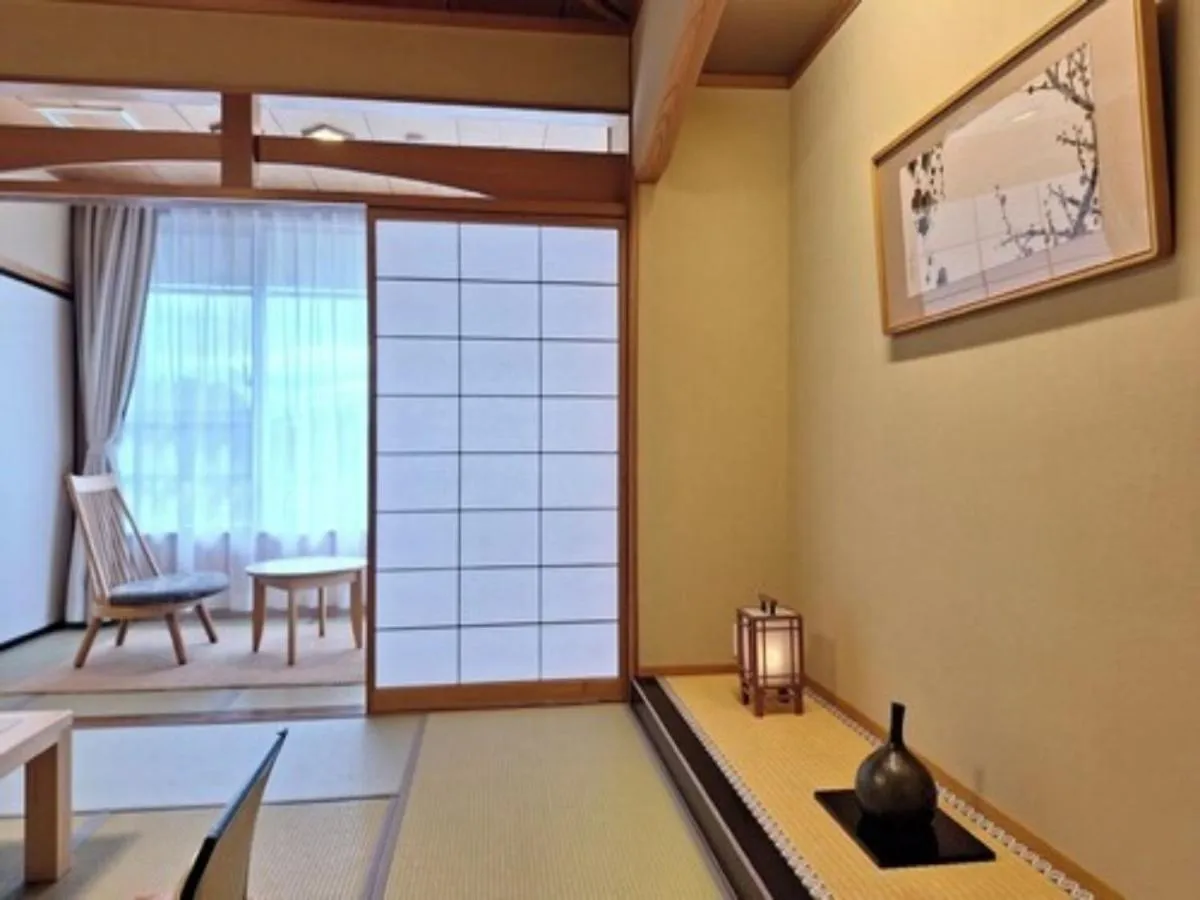 Photo of the whole room in Tendo Onsen TAKINOYU