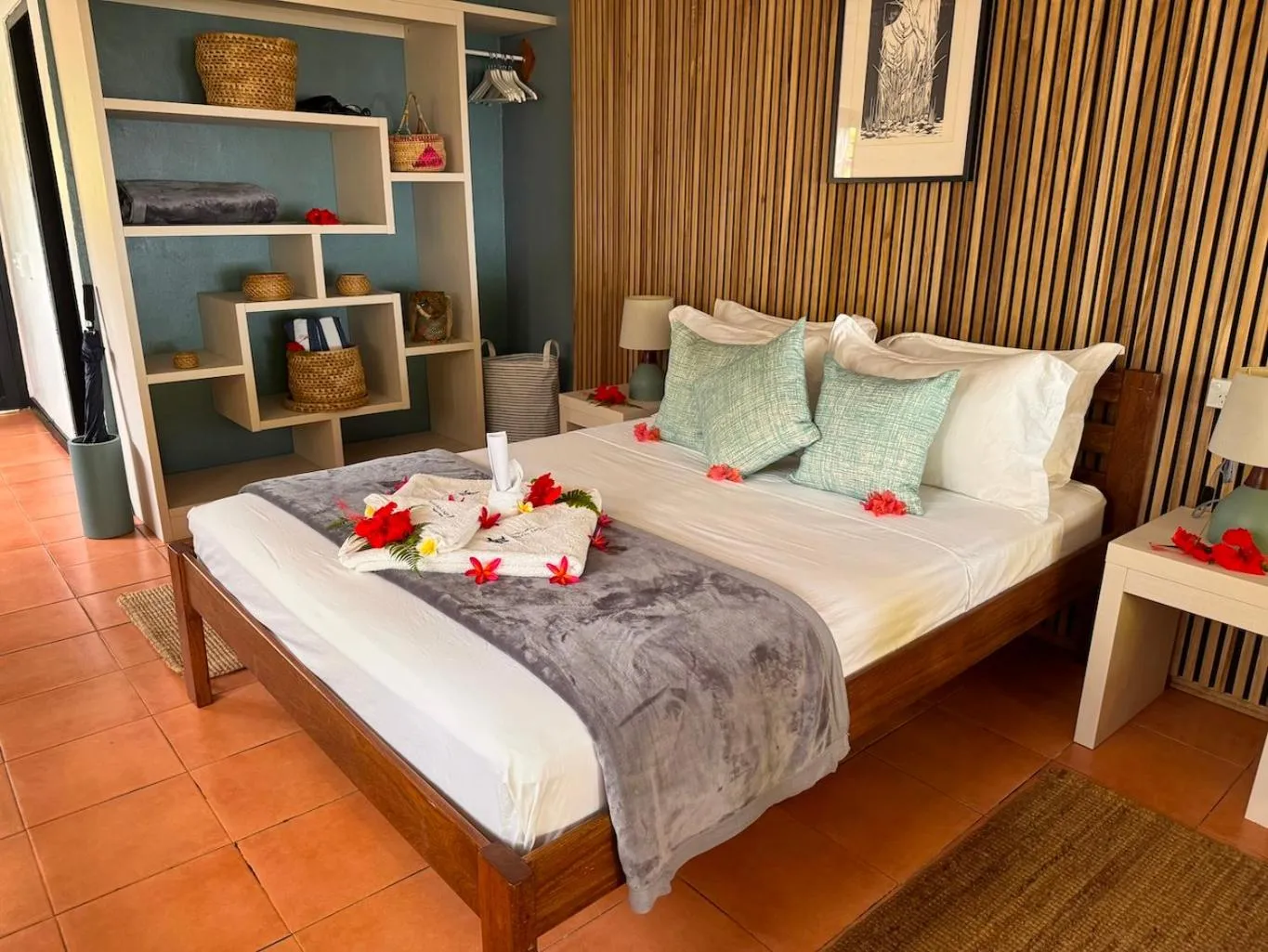 Photo of the whole room, Bed in Turtle Bay Lodge