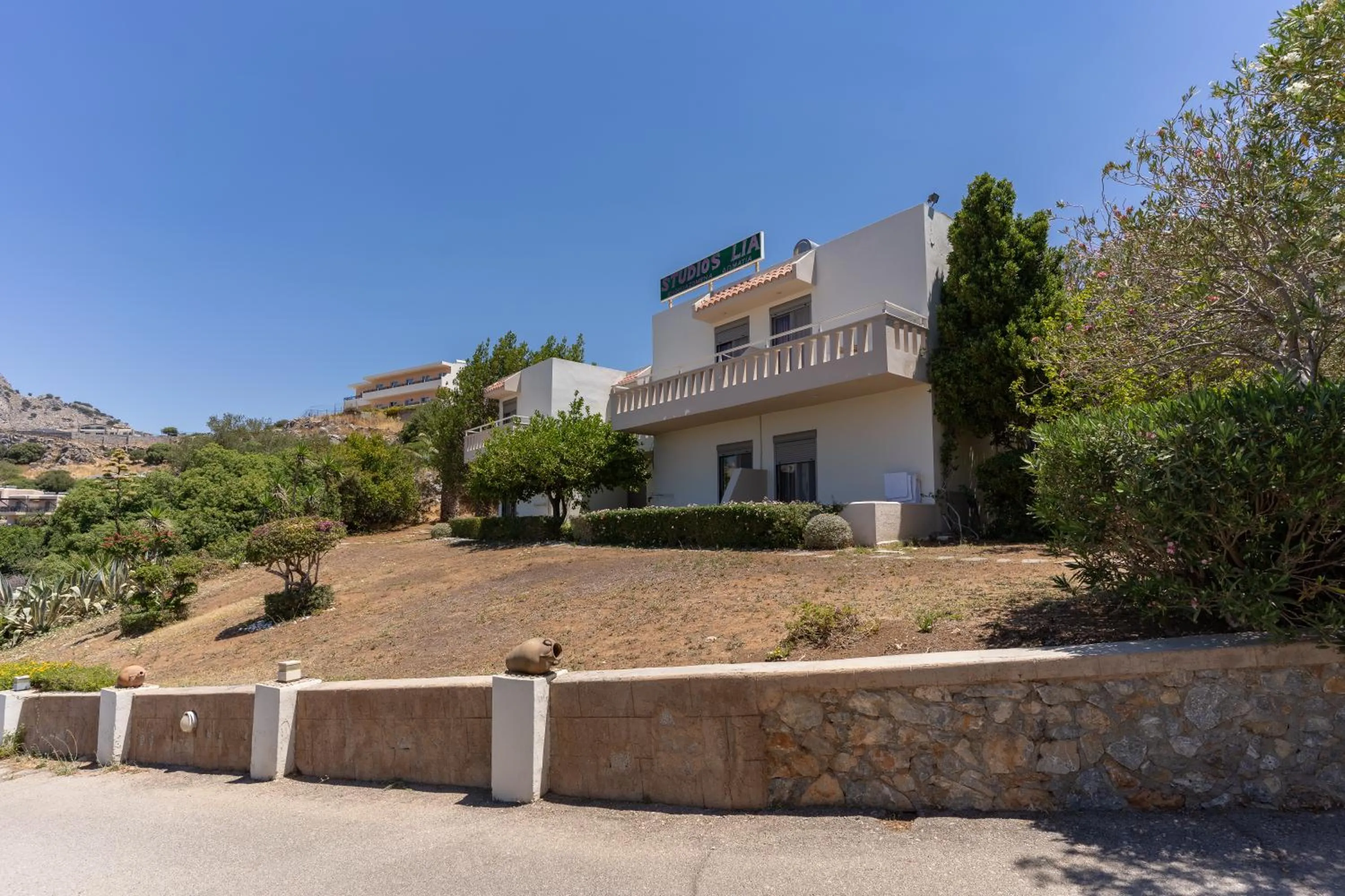 Property Building in Ziakis