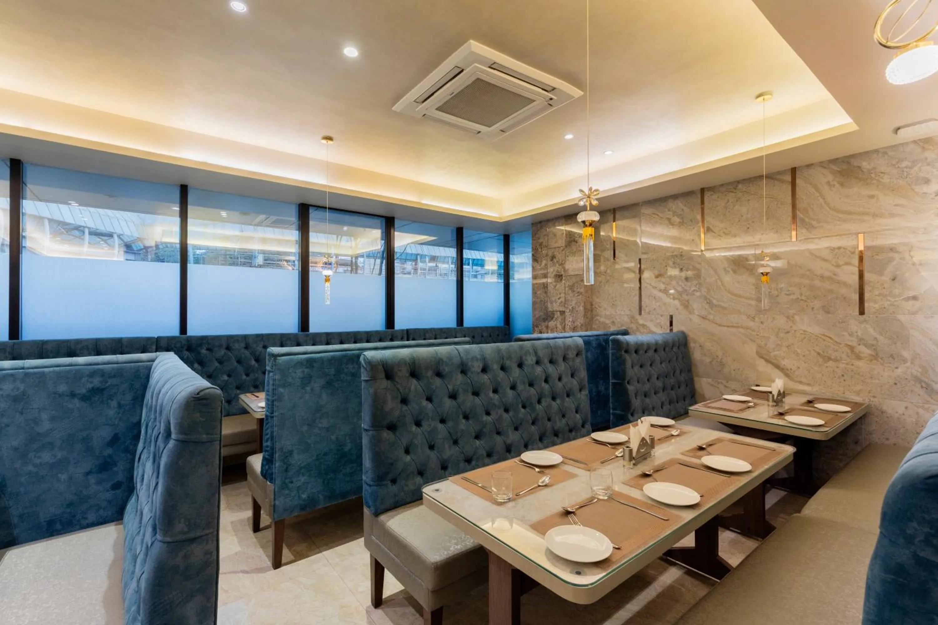 Restaurant/places to eat in Hotel Olten