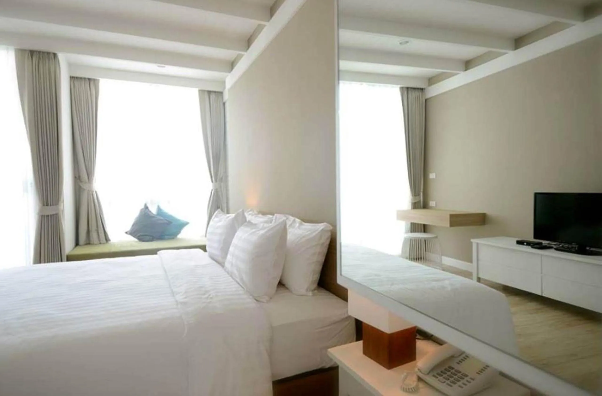 Bed in Prairie Hills Resort