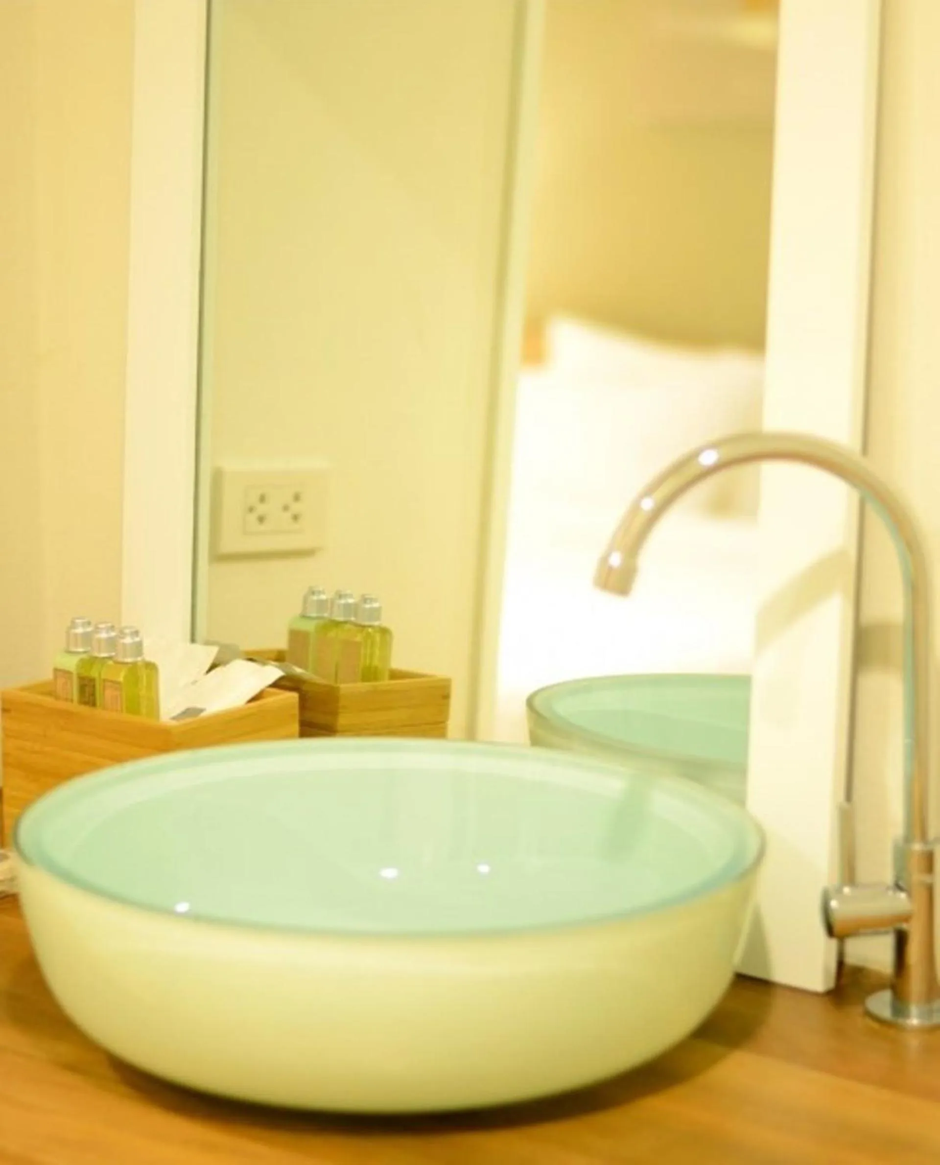 Bathroom, Bed in Prairie Hills Resort