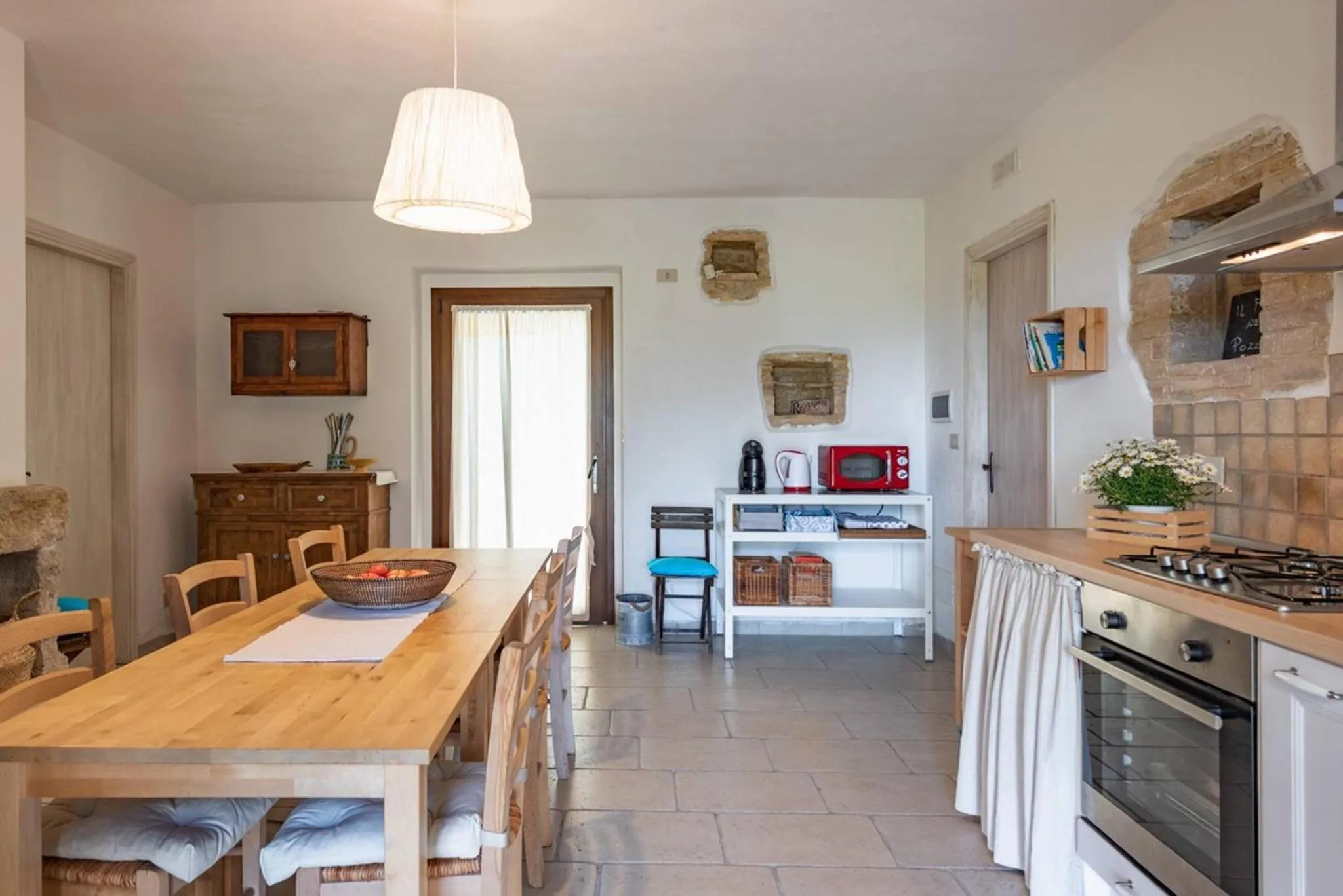 Kitchen or kitchenette in Il fico nel Pozzo - YourPlace Abruzzo