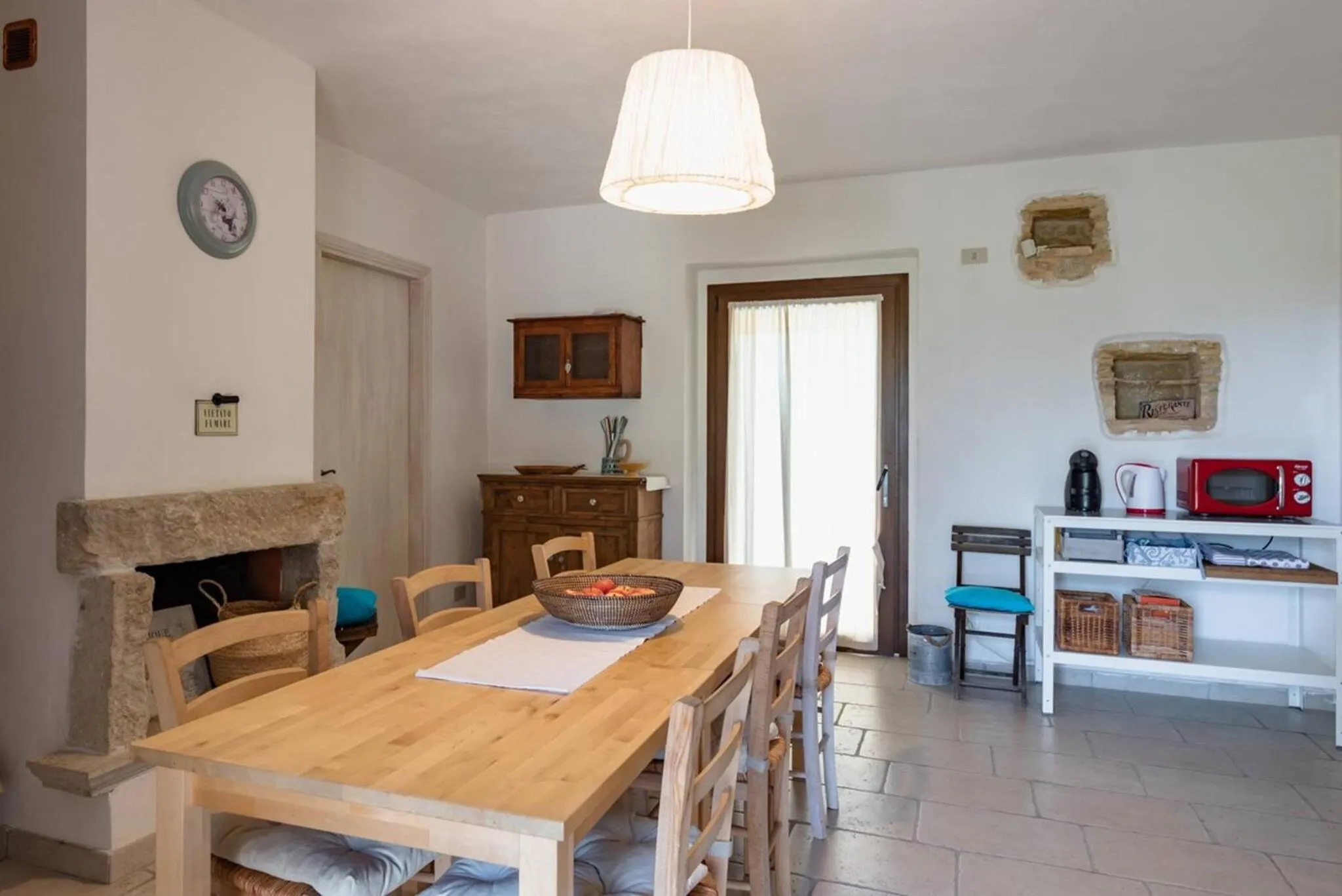 Kitchen or kitchenette in Il fico nel Pozzo - YourPlace Abruzzo
