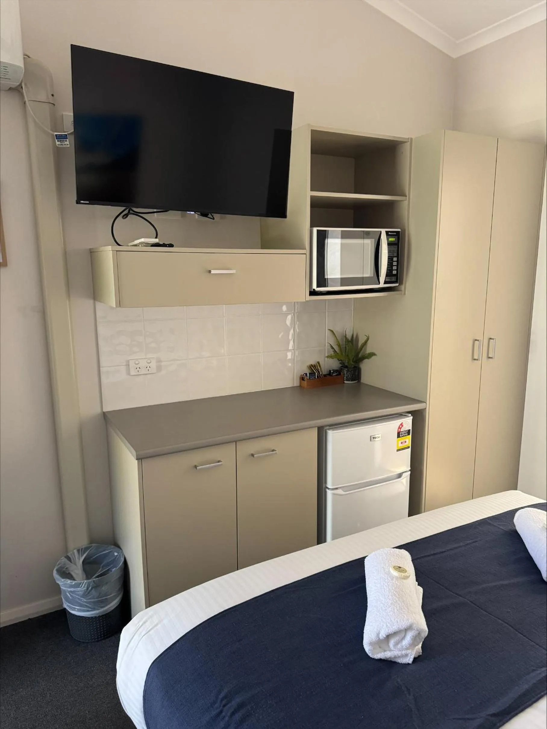 TV and multimedia, Bed in Clarence Head Caravan Park