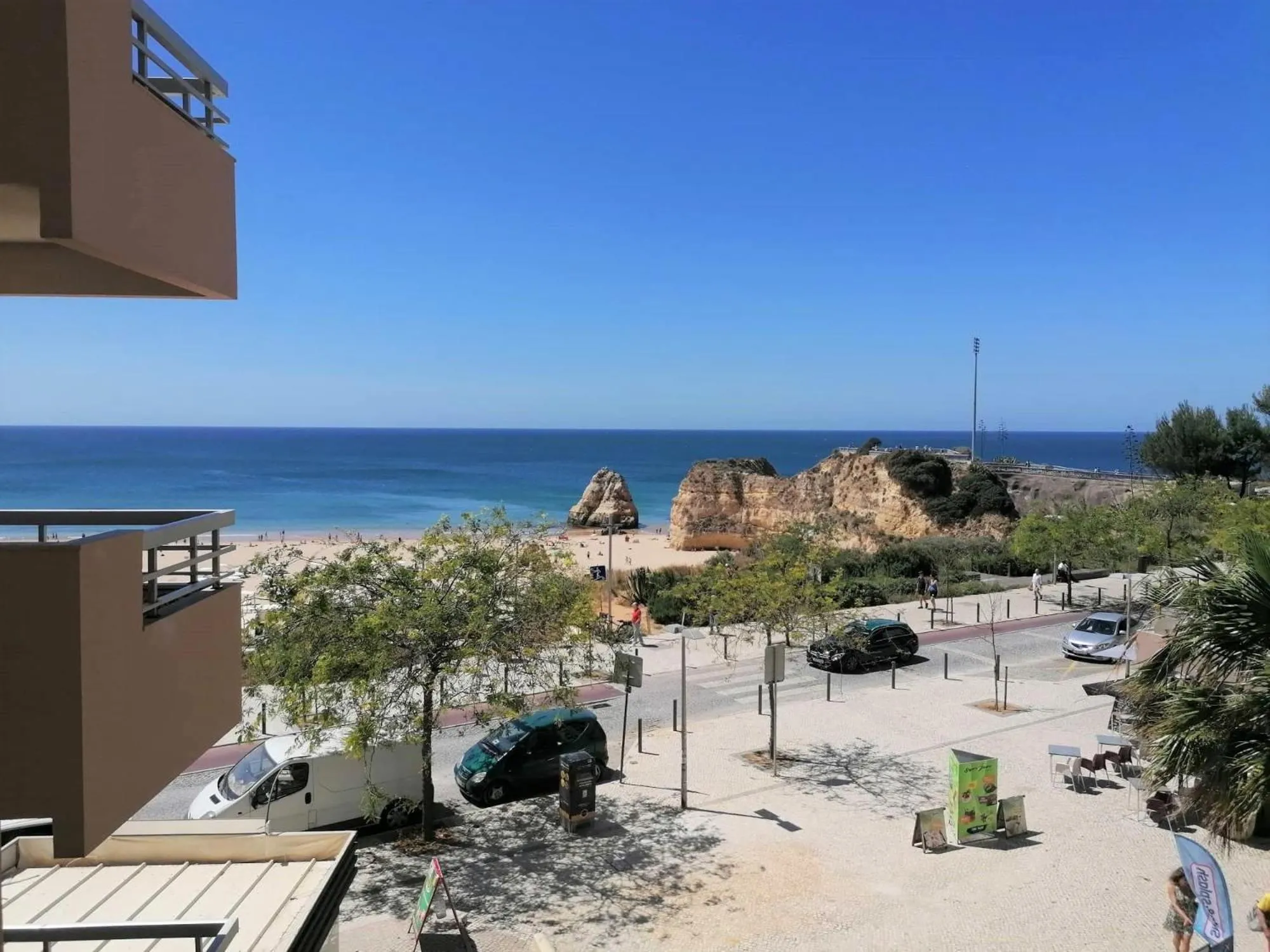 Property building in Modern flat with sea view and direct beach access