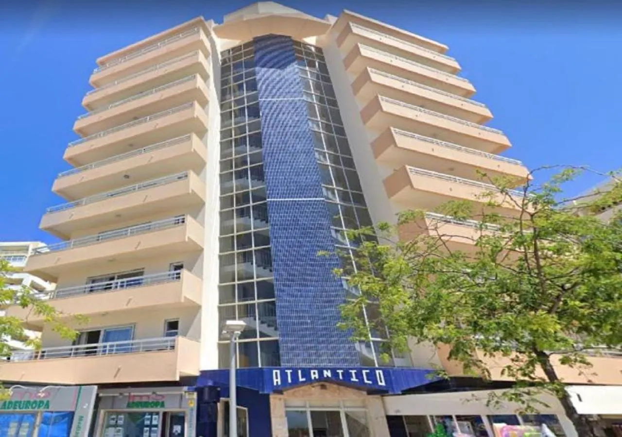 Property building in Modern flat with sea view and direct beach access