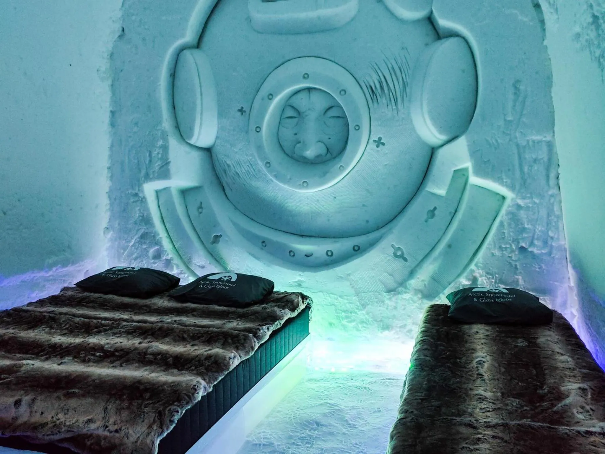 Decorative detail in Arctic SnowHotel & Glass Igloos